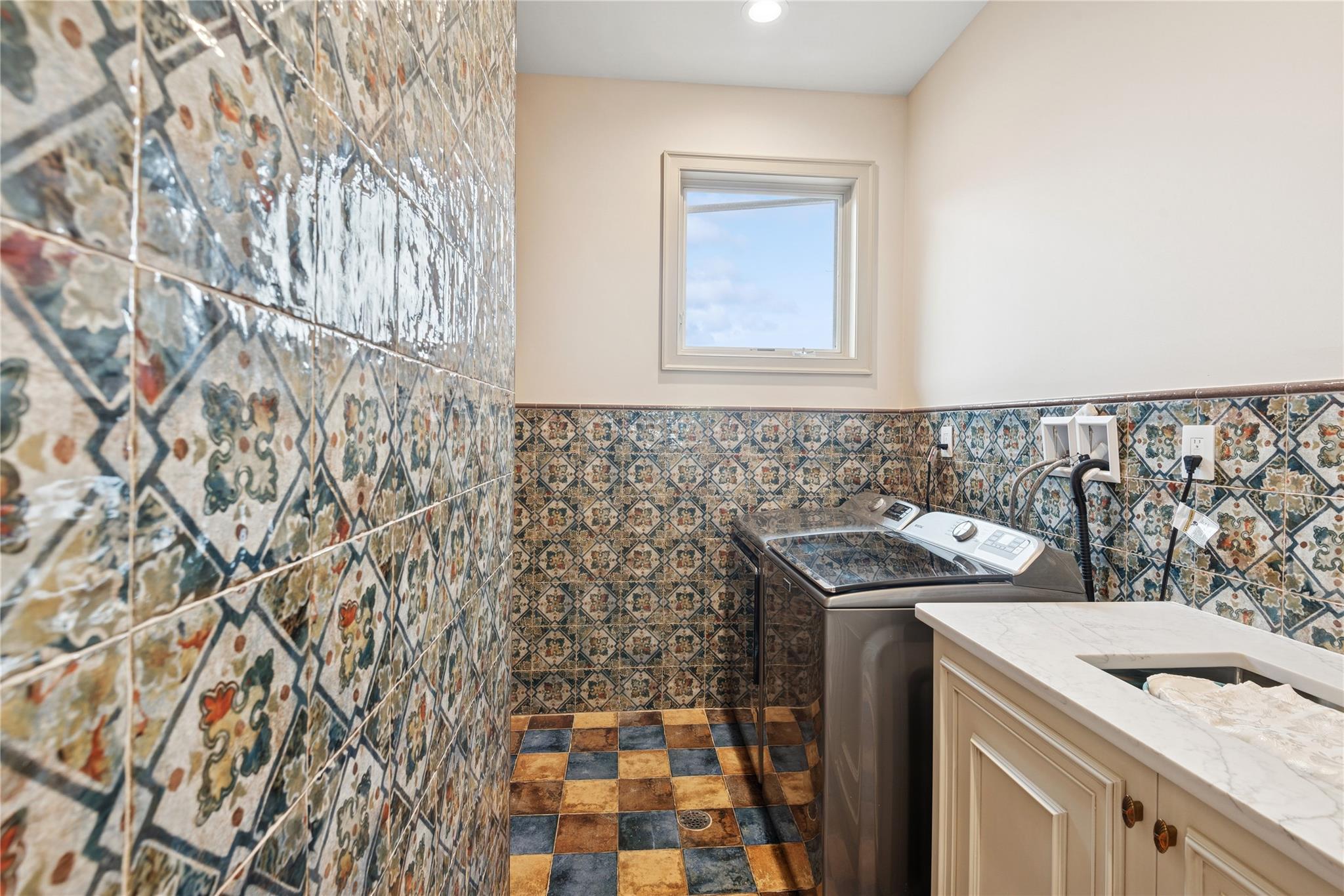 Single Family Harbor  Nassau County, NY 11557, MLS-878322-22