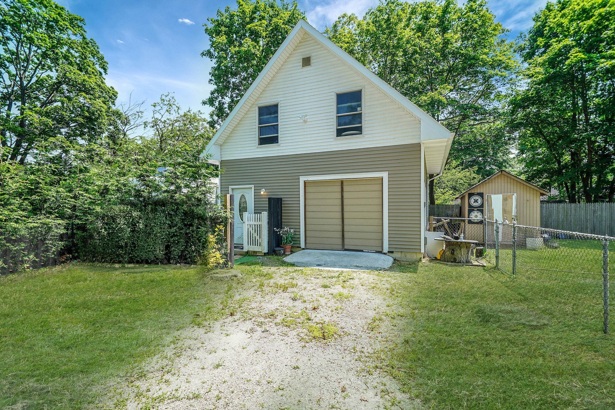 Single Family Dana  Suffolk County, NY 11950, MLS-878337-19