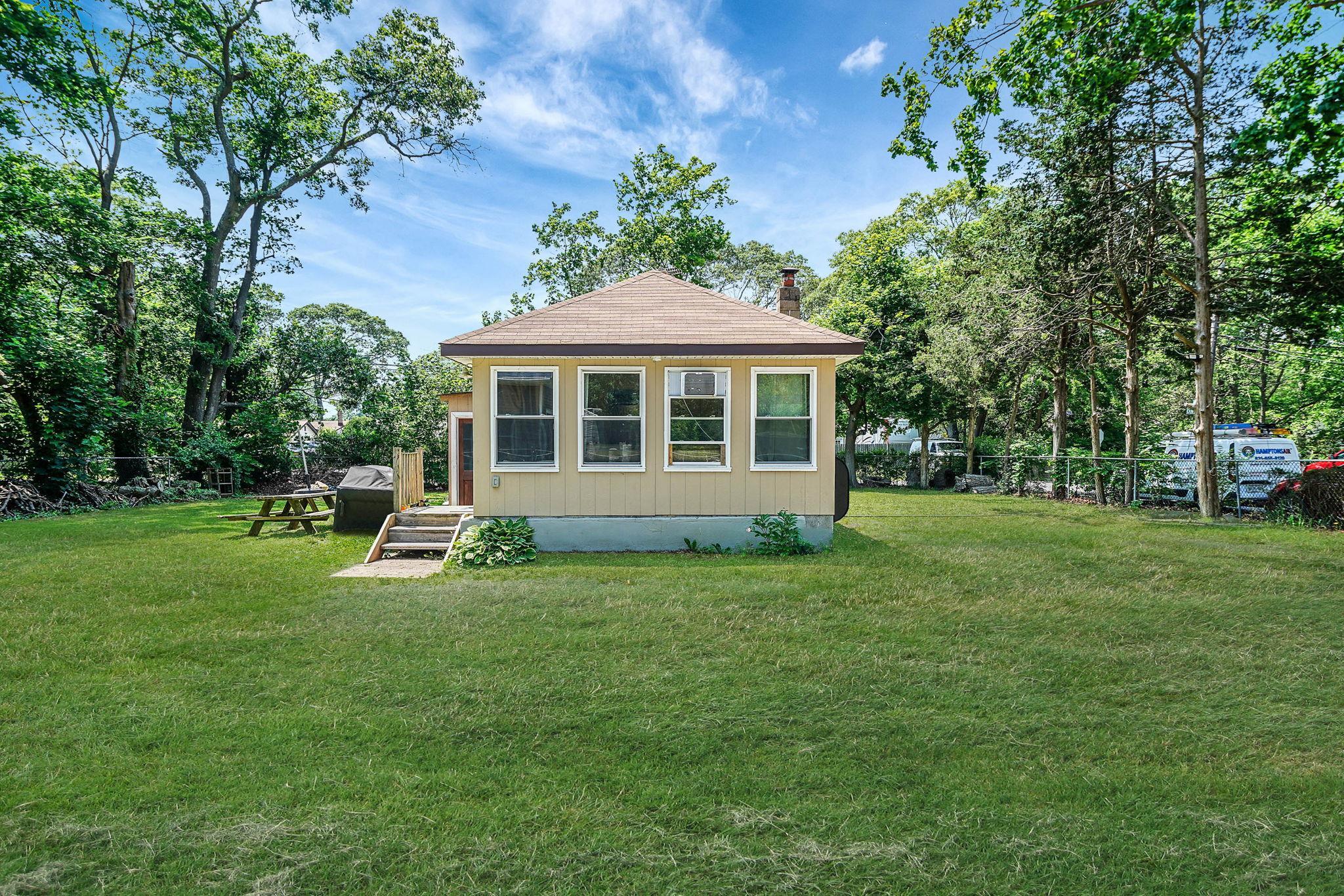 Single Family Dana  Suffolk County, NY 11950, MLS-878337-2