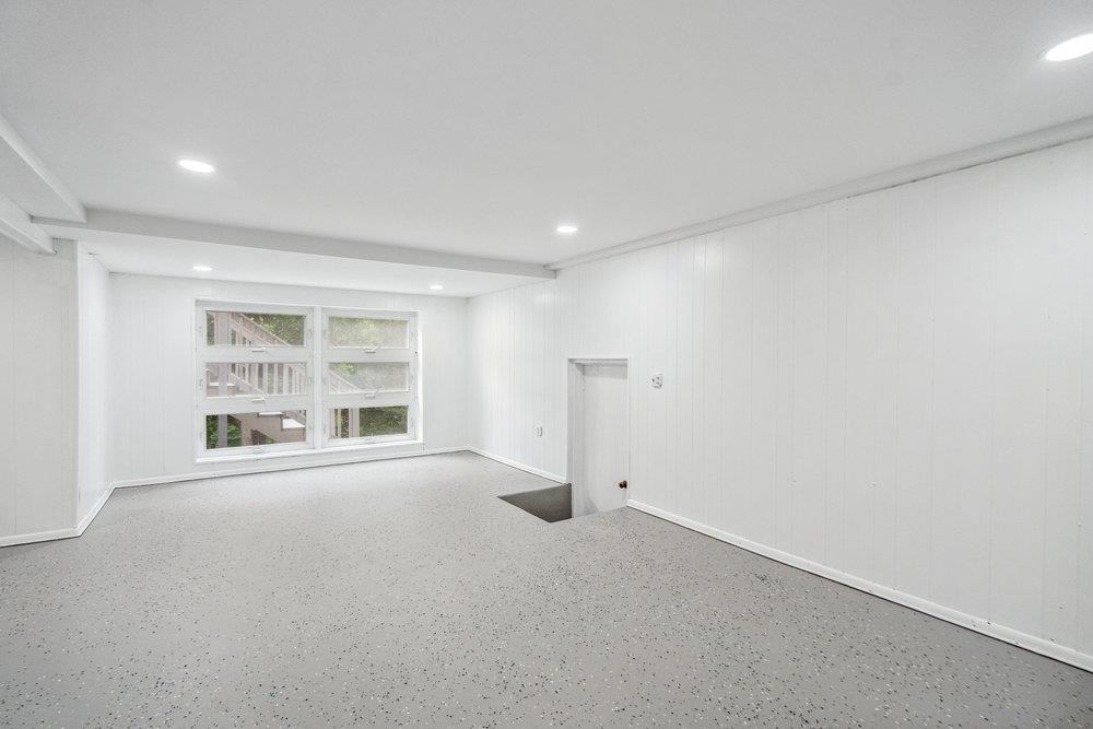 Single Family Montauk Suffolk County, NY 11968, MLS-878372-16