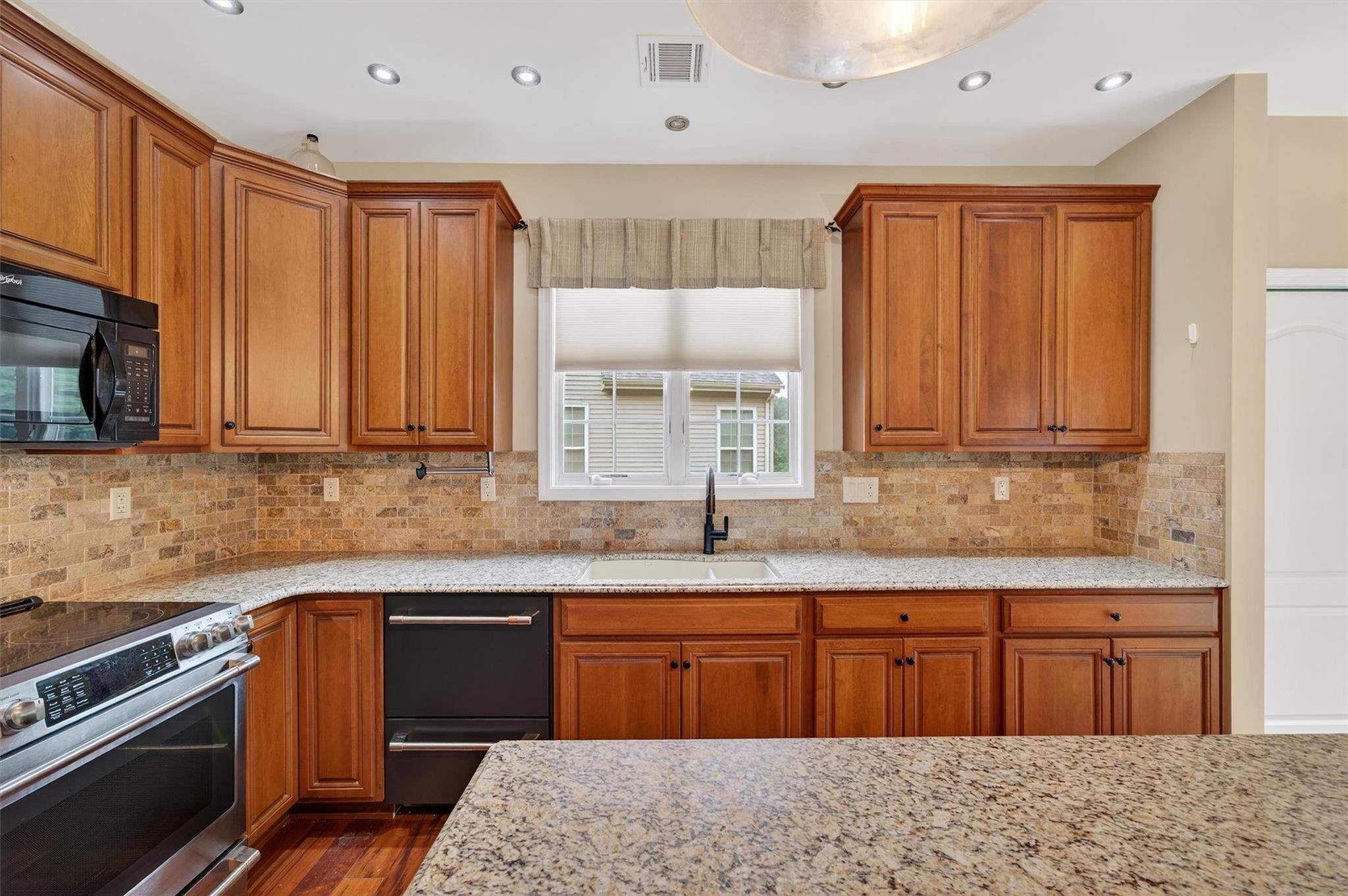 Single Family Jasmine  Orange County, NY 10940, MLS-878377-15