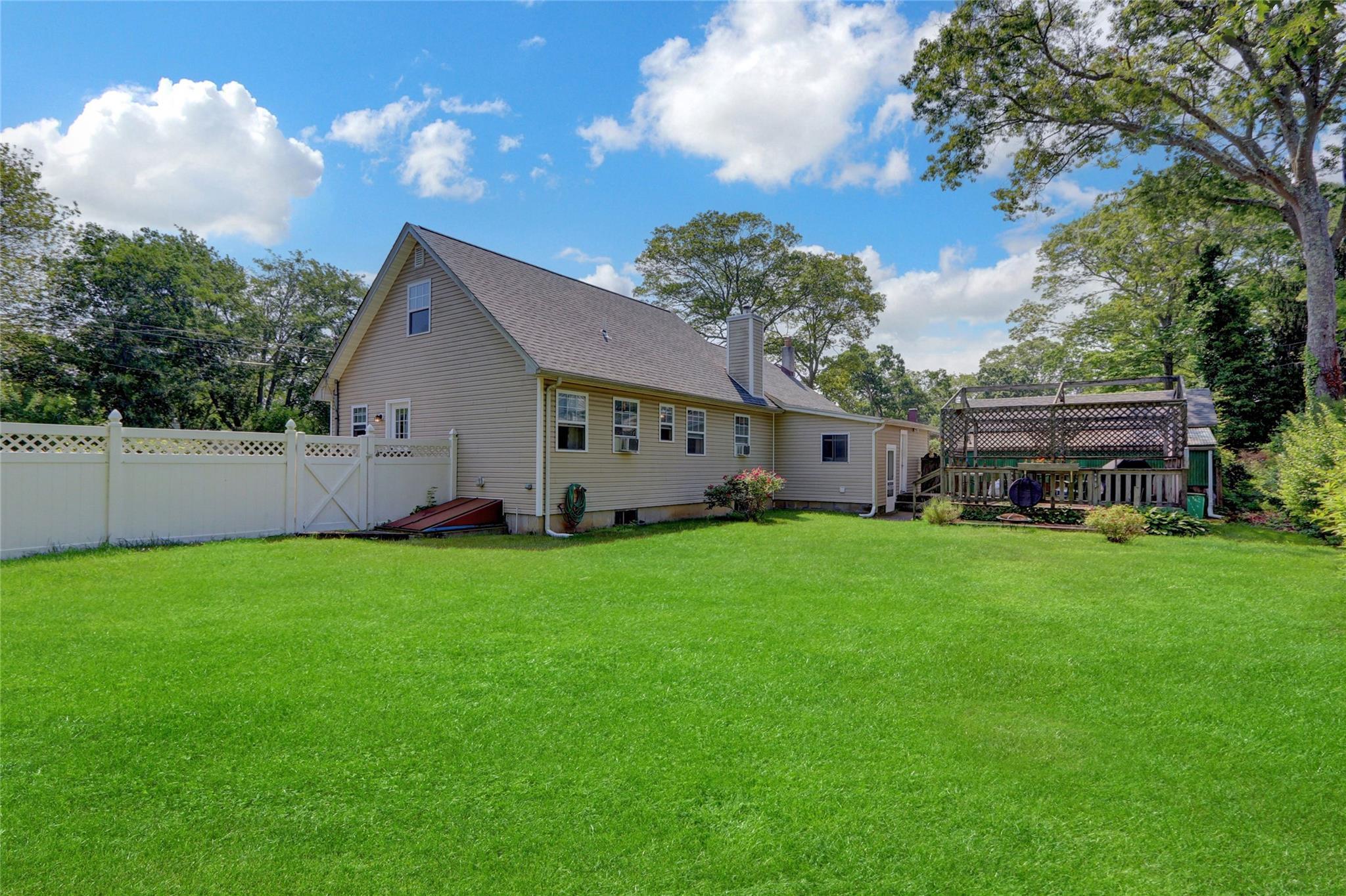Single Family Magnolia  Suffolk County, NY 11951, MLS-878383-29