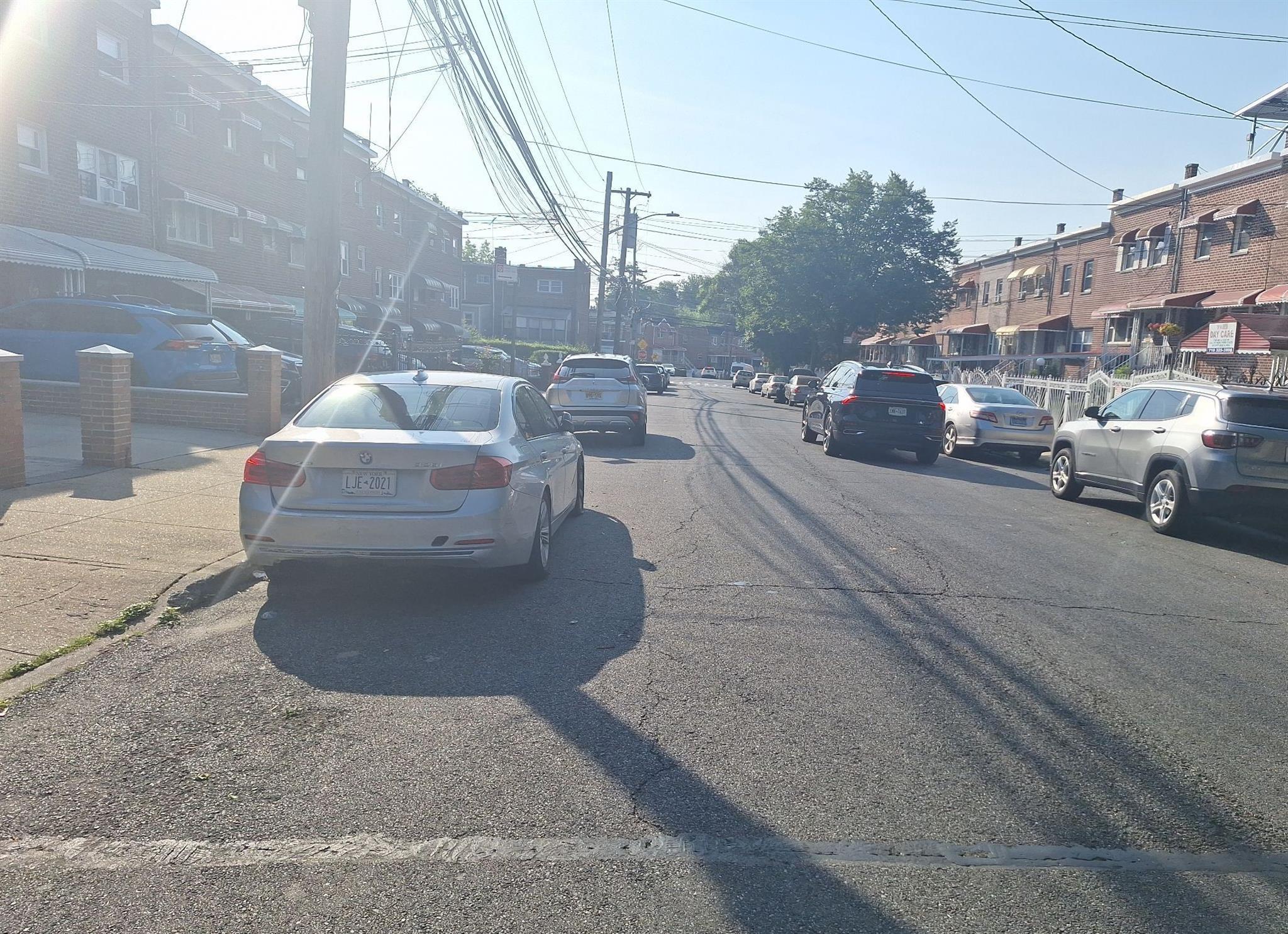 Single Family 219th  Bronx, NY 10469, MLS-878395-4