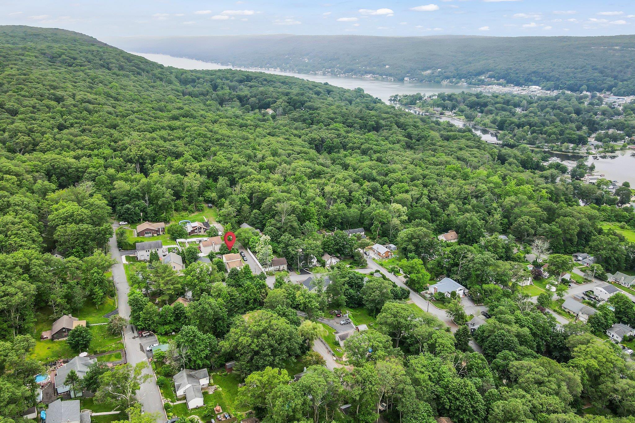 Single Family Stellar  Orange County, NY 10925, MLS-878397-32
