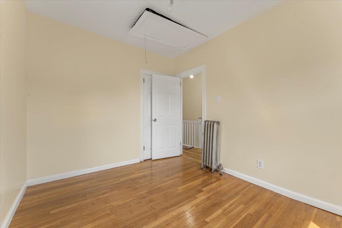 Single Family Wickham  Bronx, NY 10466, MLS-878407-14