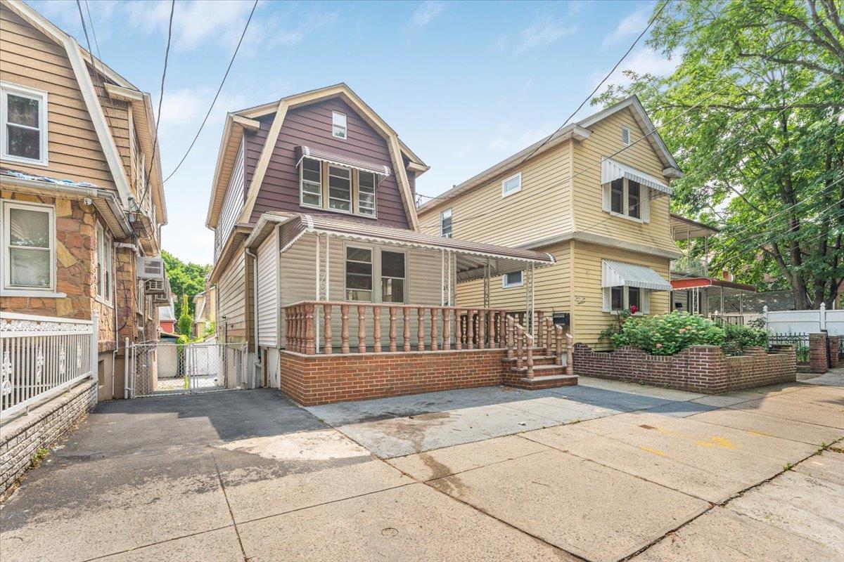 Single Family Wickham  Bronx, NY 10466, MLS-878407-2