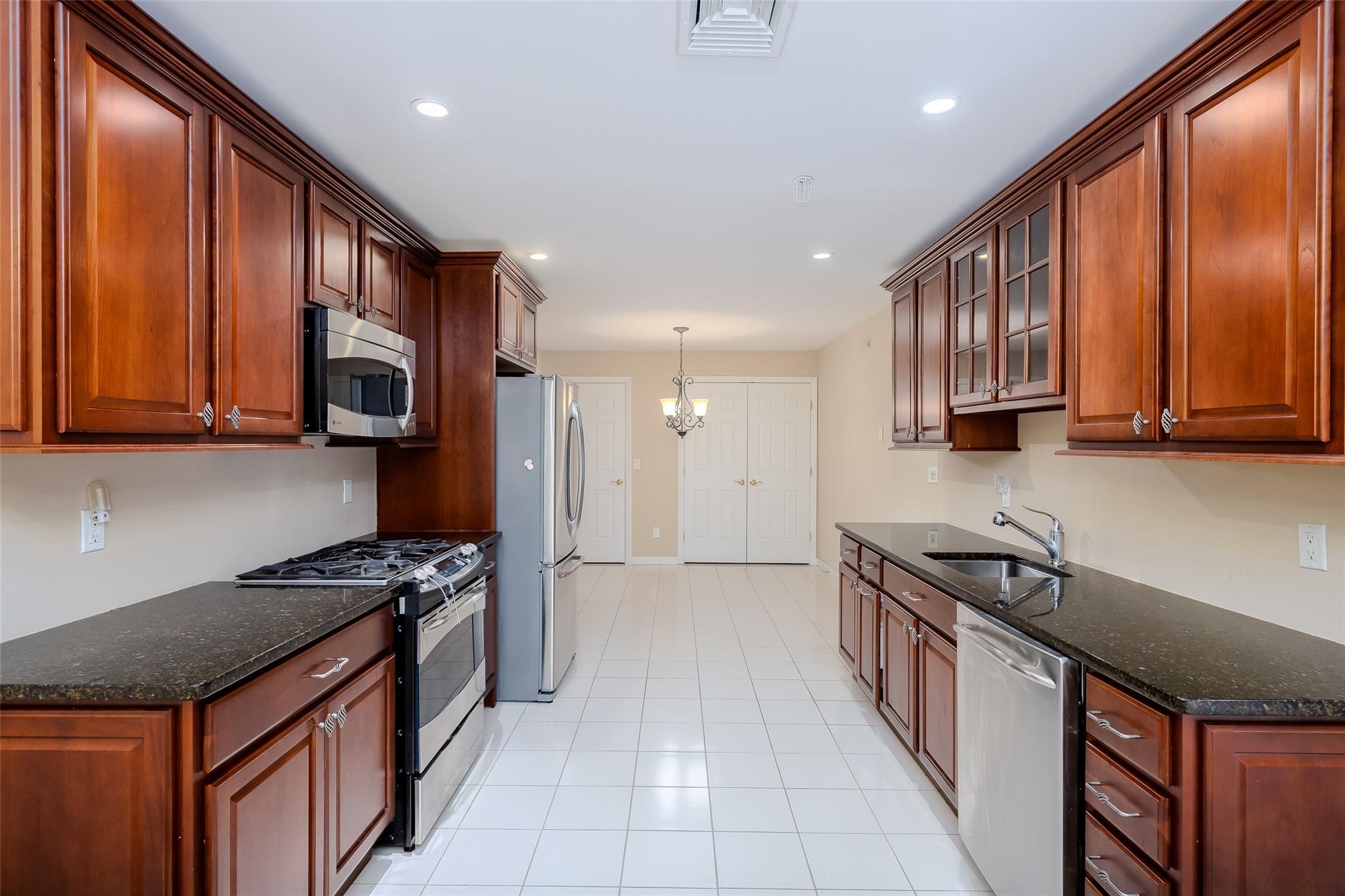 Single Family Ira  Suffolk County, NY 11766, MLS-878423-11