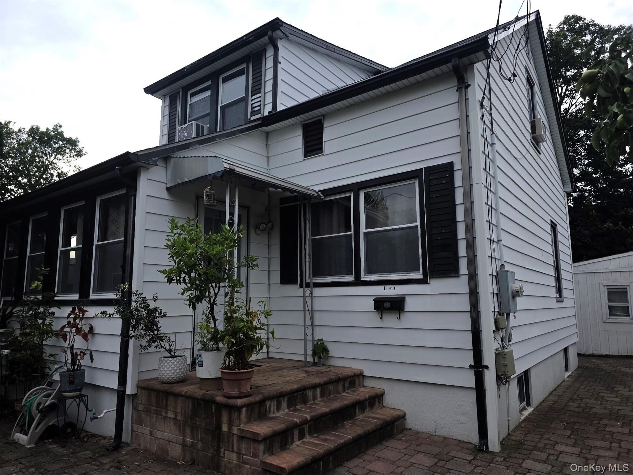 Single Family June Nassau County, NY 11709, MLS-878440-10