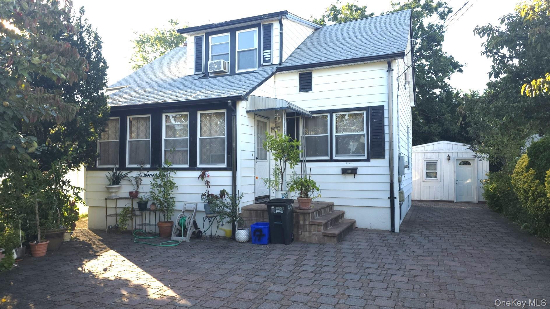 Single Family June Nassau County, NY 11709, MLS-878440-2