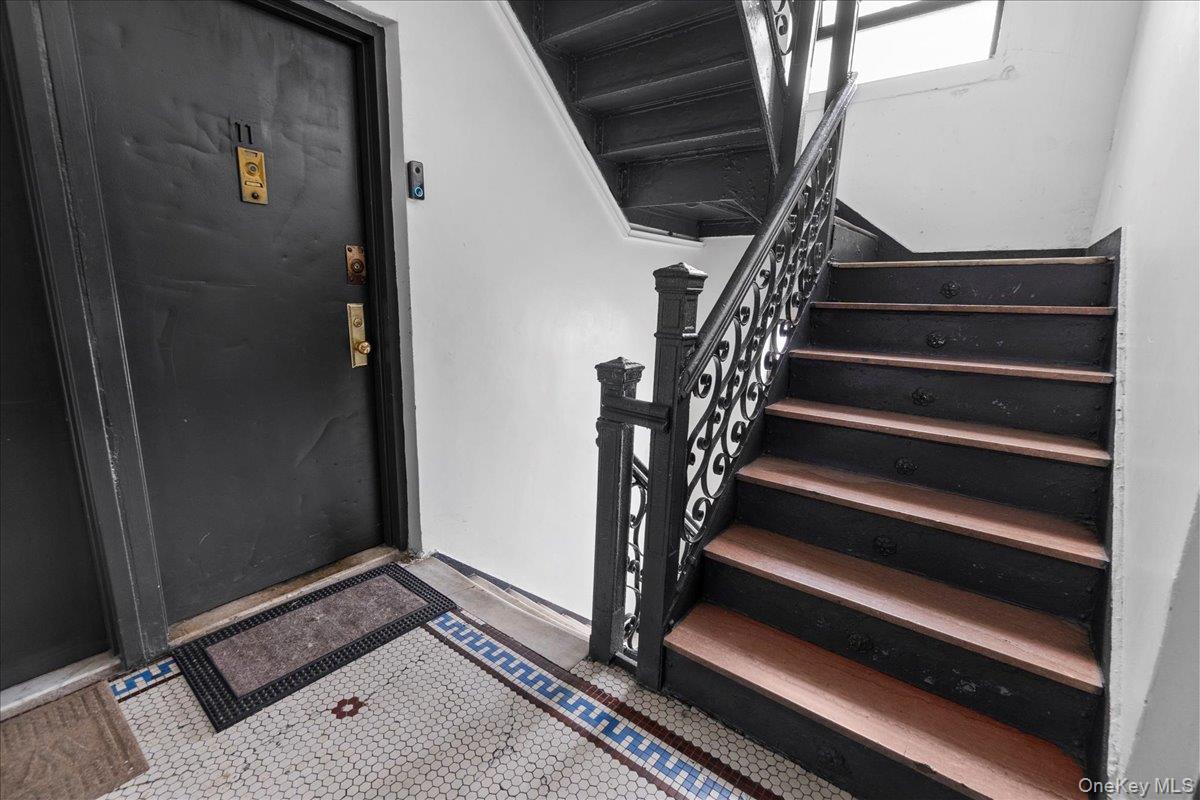 Commercial Sale E 189th Street  Bronx, NY 10458, MLS-878460-14