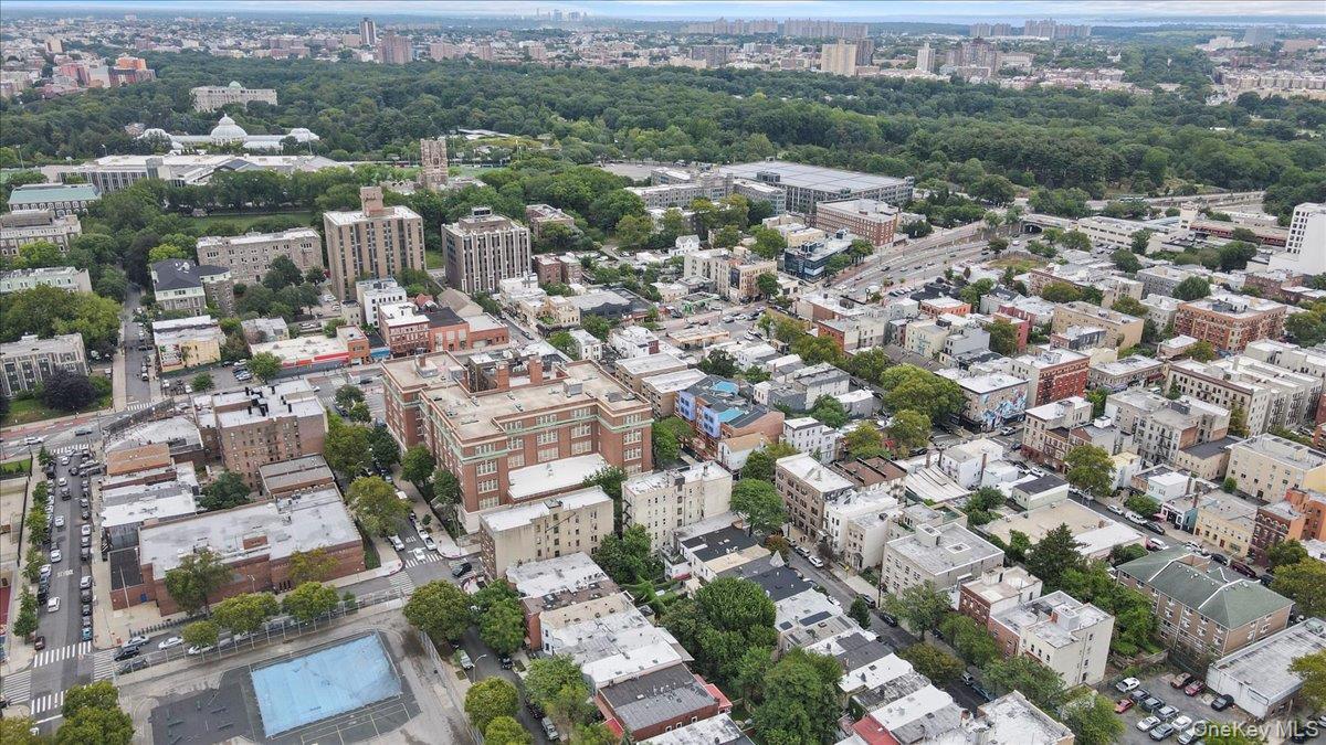 Commercial Sale E 189th Street  Bronx, NY 10458, MLS-878460-17
