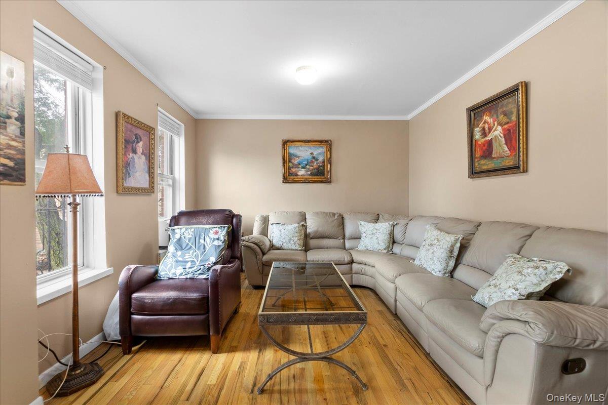 Commercial Sale E 189th Street  Bronx, NY 10458, MLS-878460-9