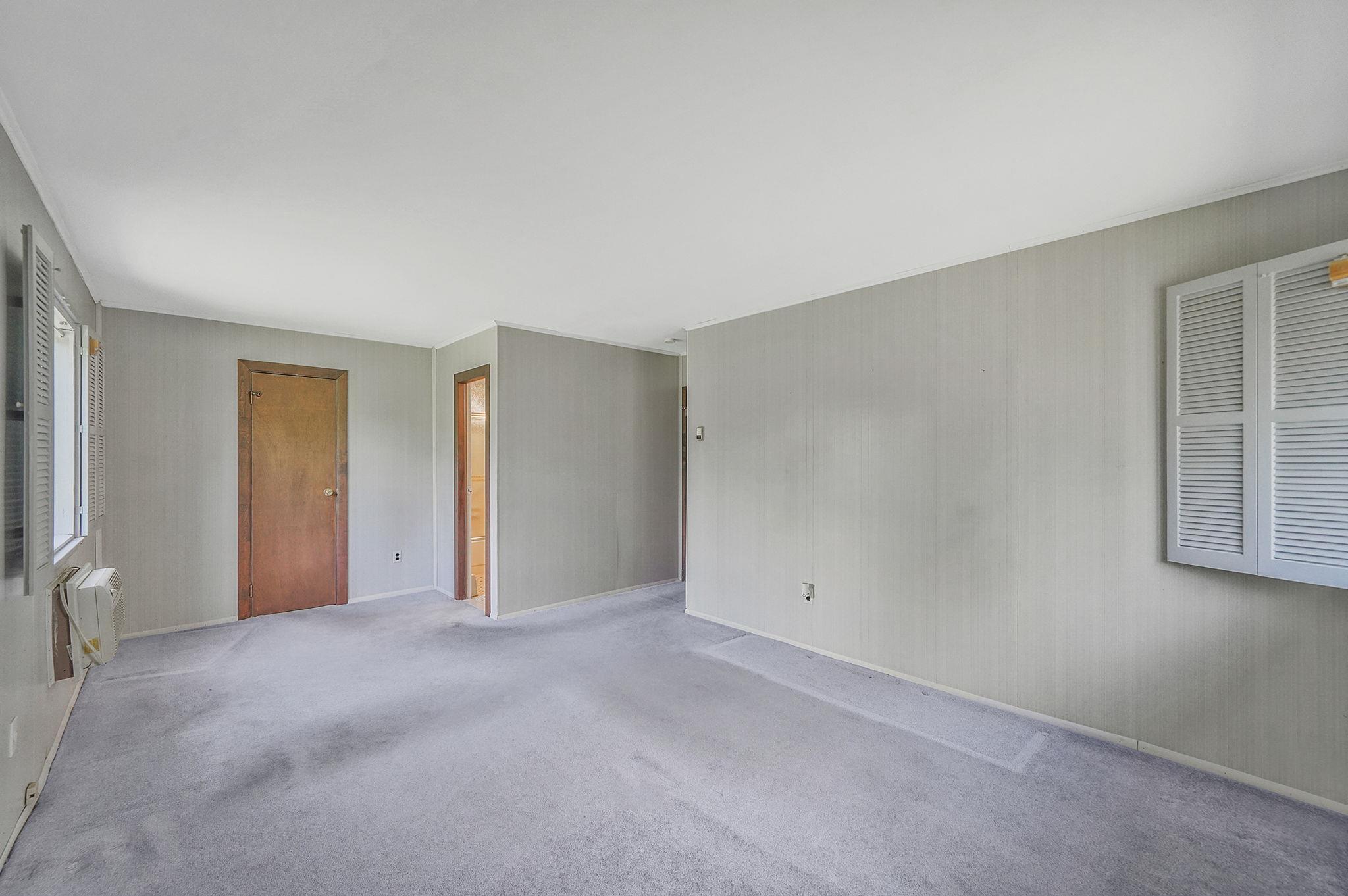 Single Family Forte  Suffolk County, NY 11763, MLS-878493-16