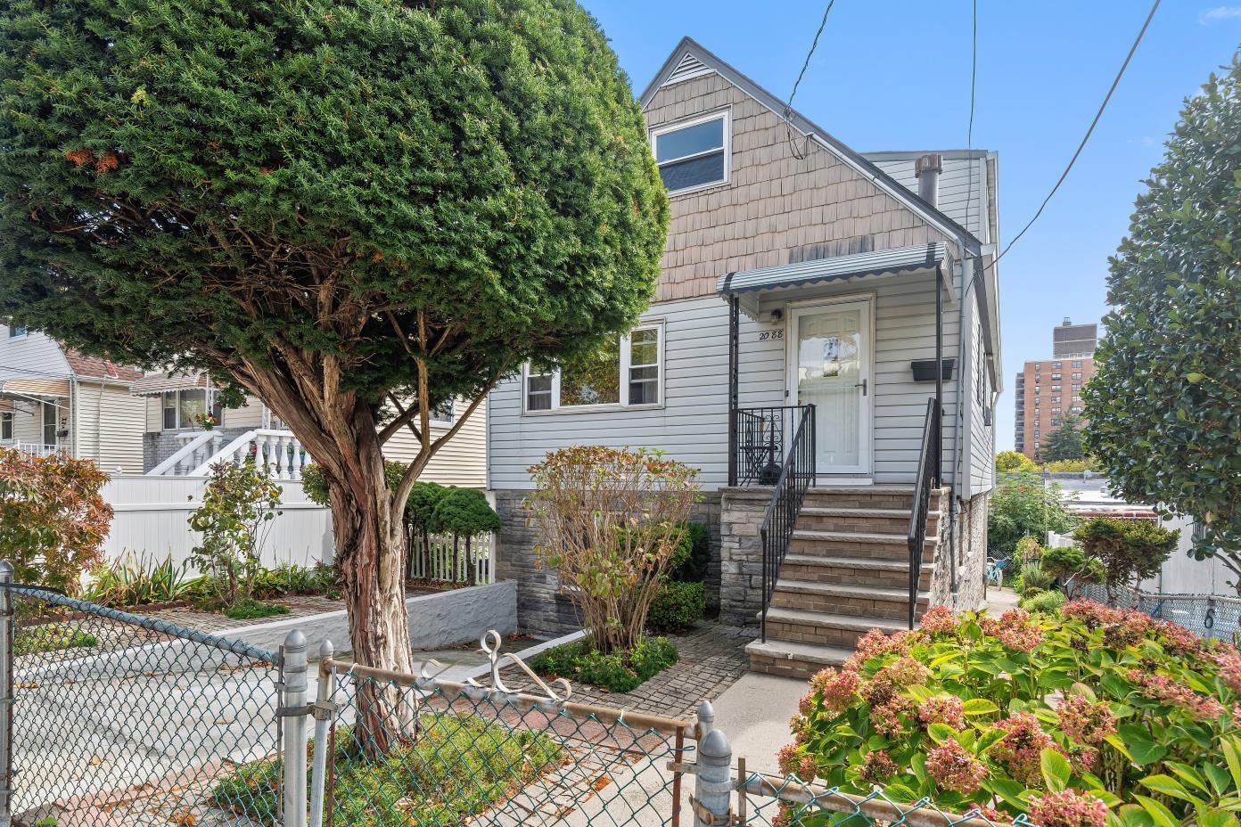 Single Family Virgil  Bronx, NY 10473, MLS-878499-20