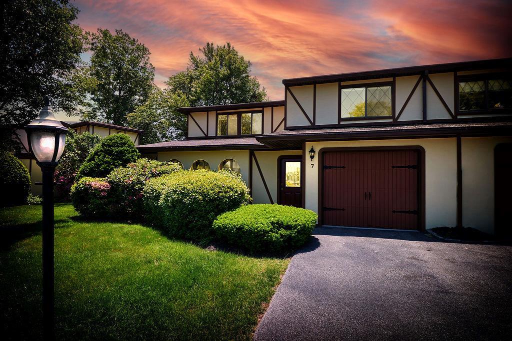 Single Family Stringham  Dutchess County, NY 12540, MLS-878508-38