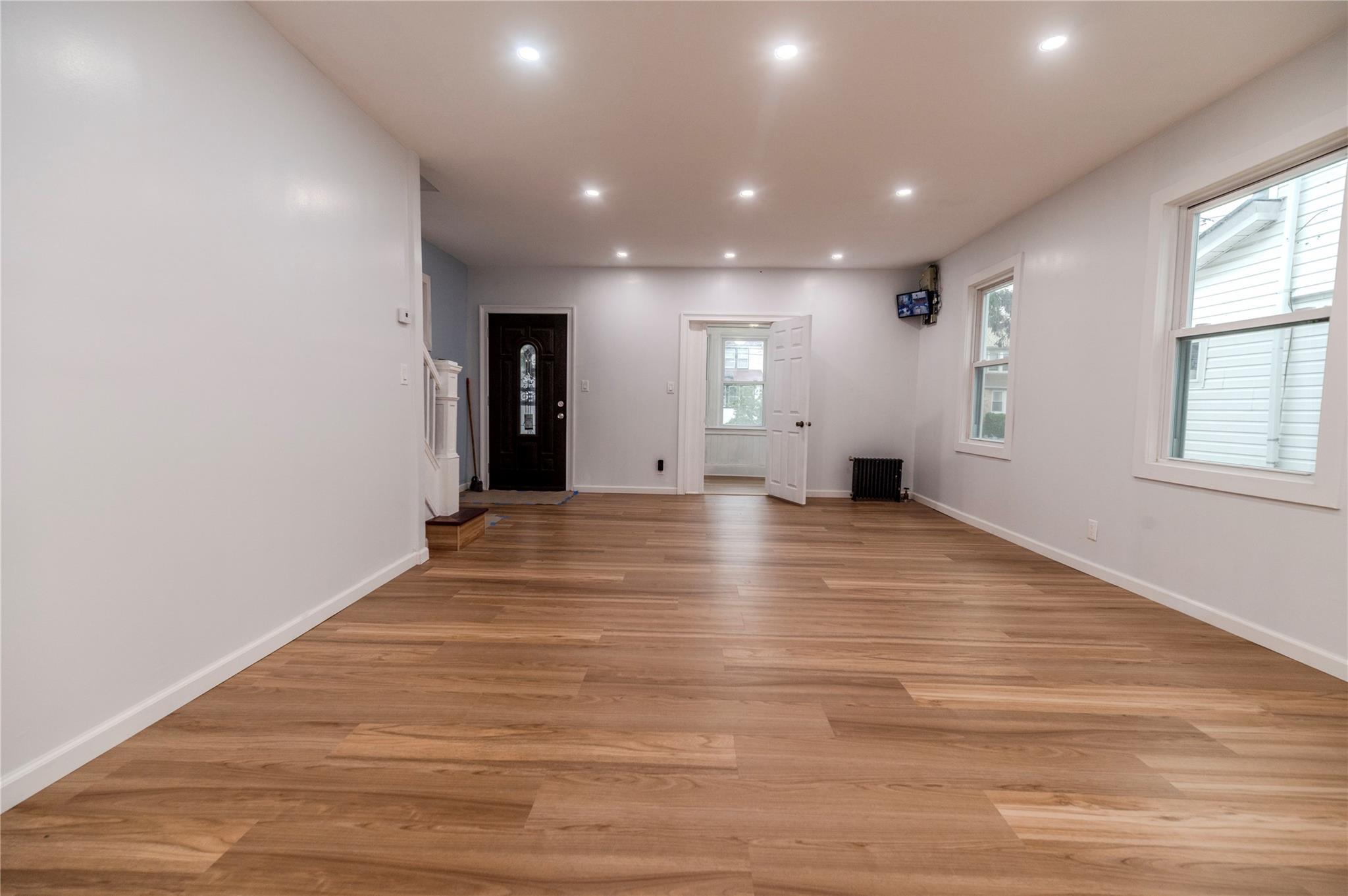 Single Family Mangin  Queens, NY 11412, MLS-878529-10