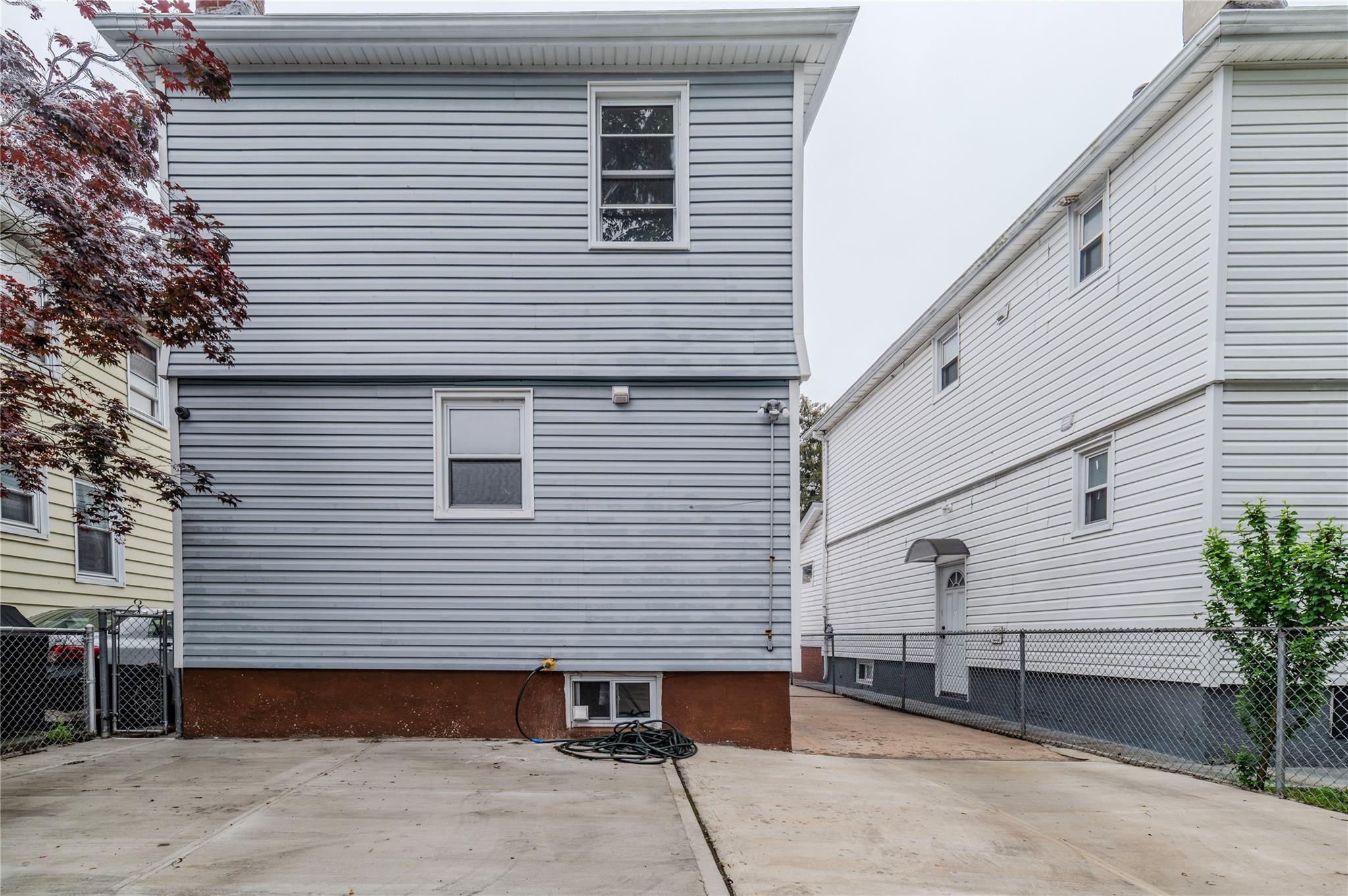 Single Family Mangin  Queens, NY 11412, MLS-878529-25