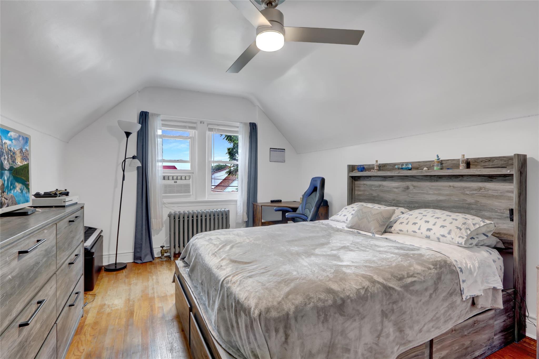 Single Family 230th  Queens, NY 11411, MLS-878557-16