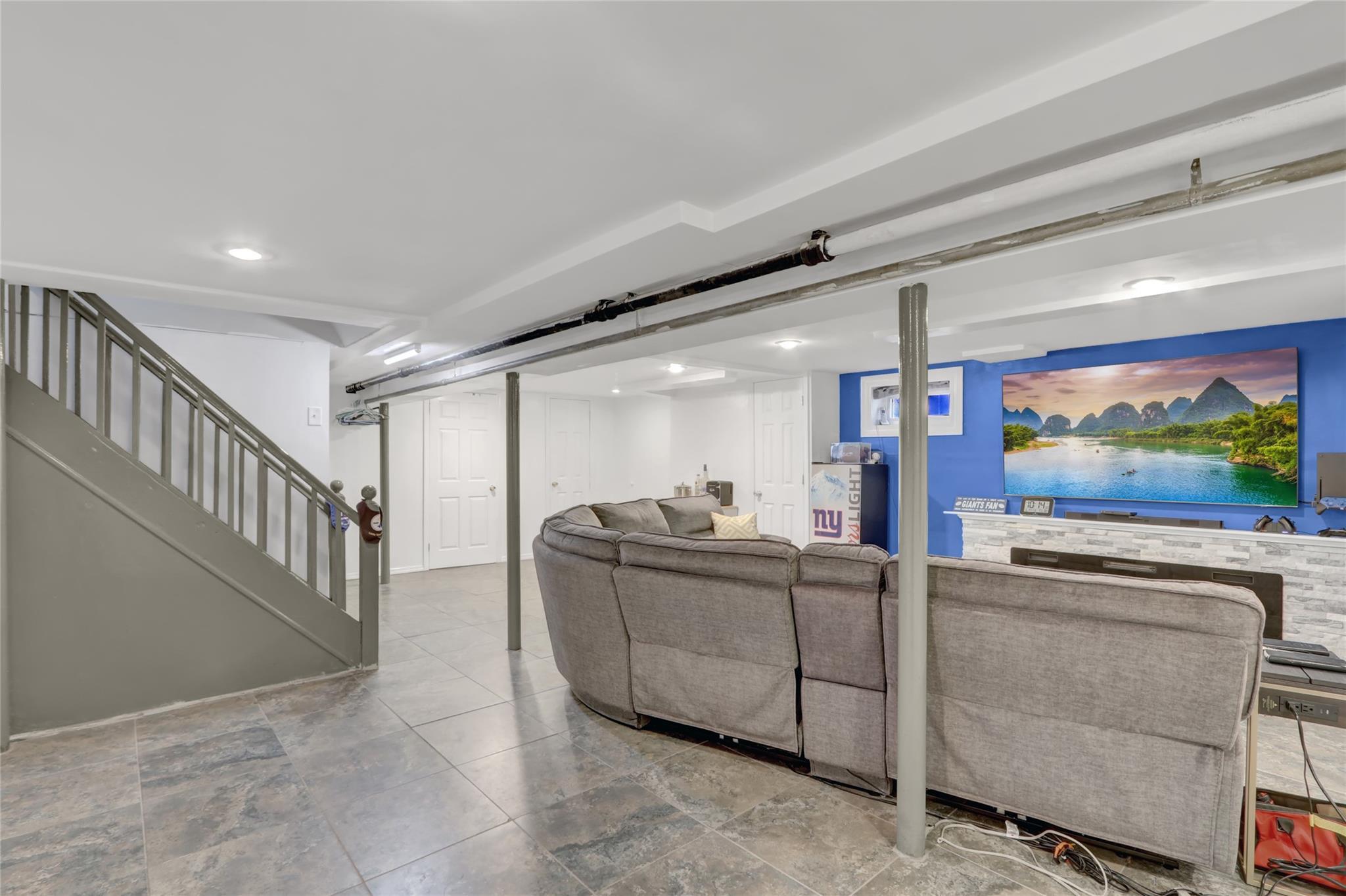 Single Family 230th  Queens, NY 11411, MLS-878557-20