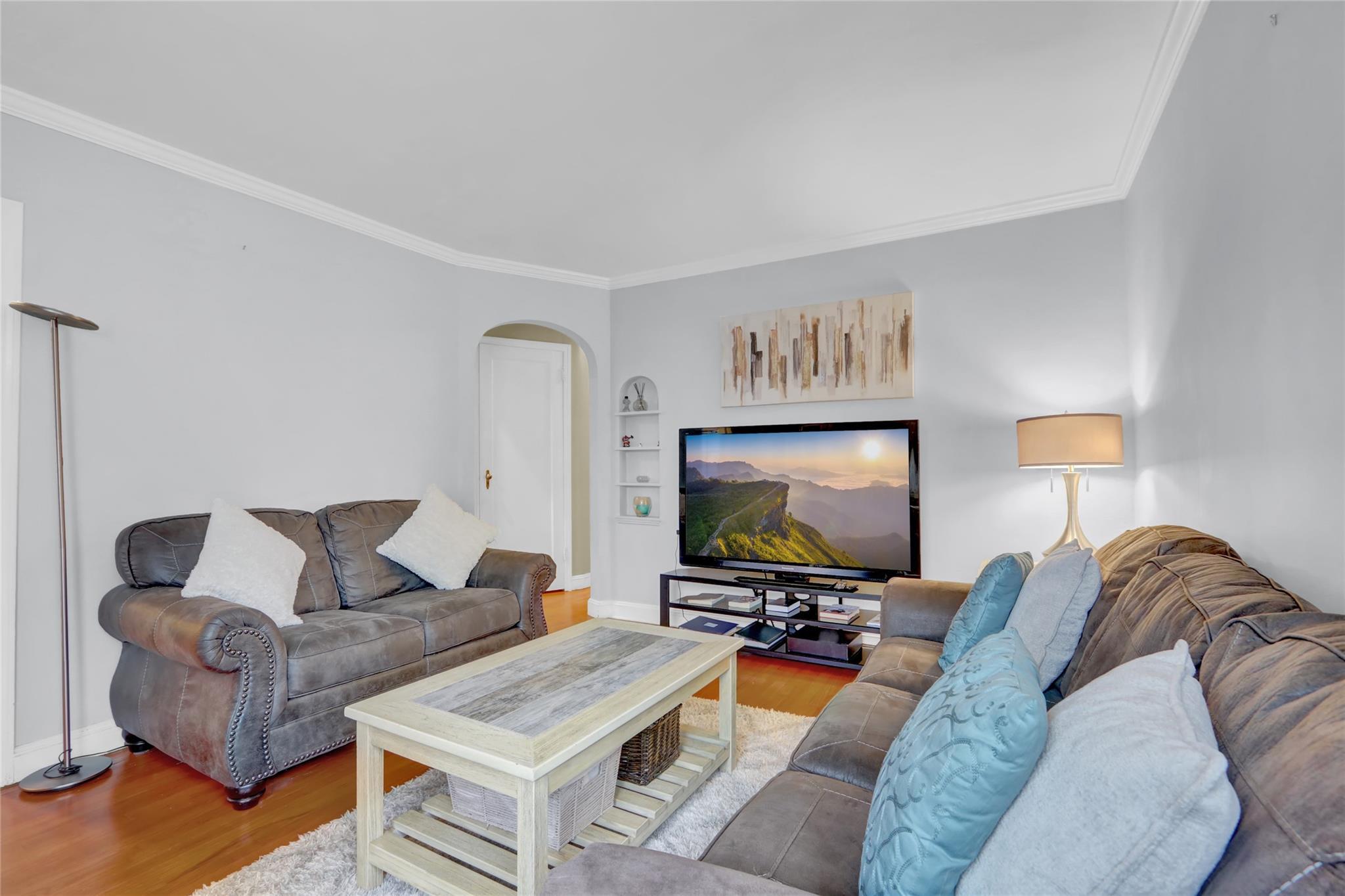 Single Family 230th  Queens, NY 11411, MLS-878557-6