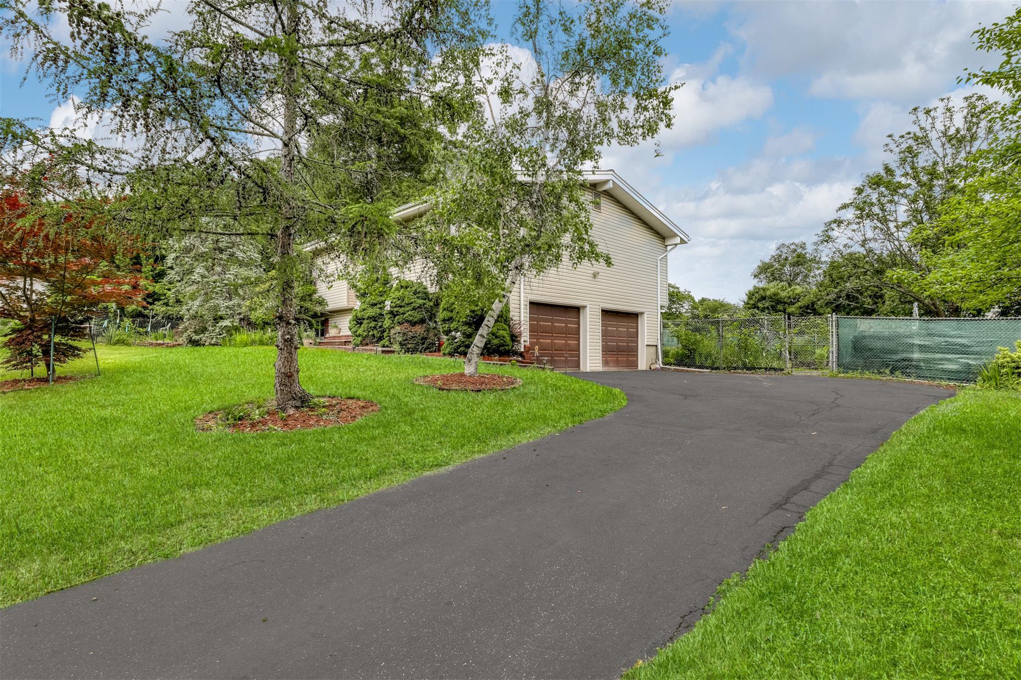 Single Family Florence Rockland County, NY 10989, MLS-878562-2