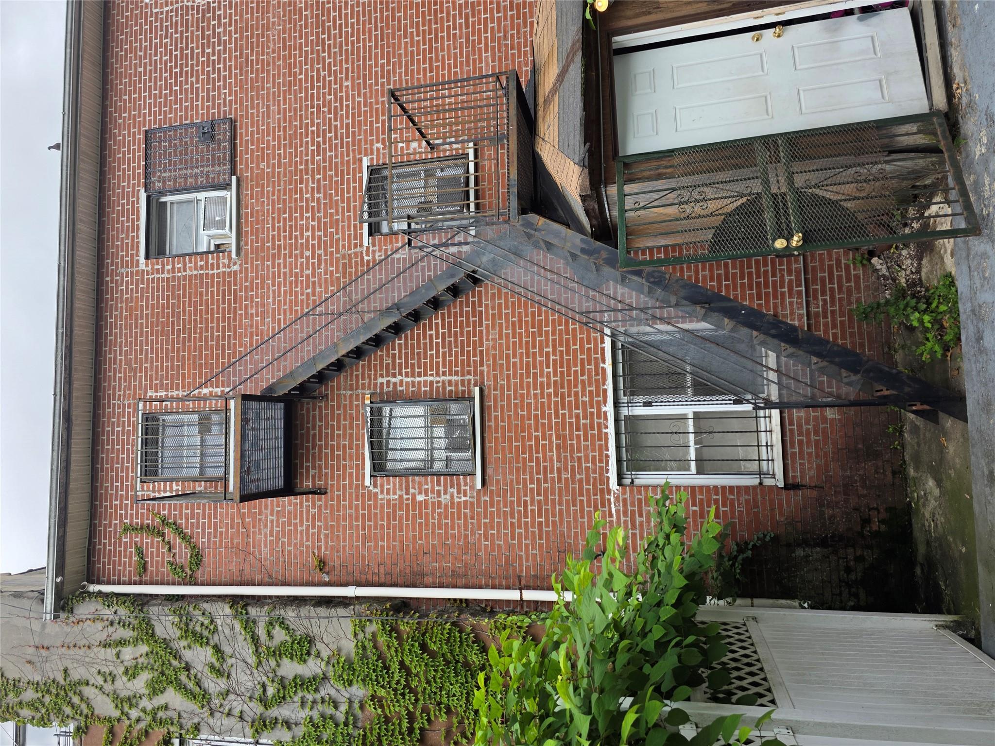 Single Family Wyona  Brooklyn, NY 11207, MLS-878576-3
