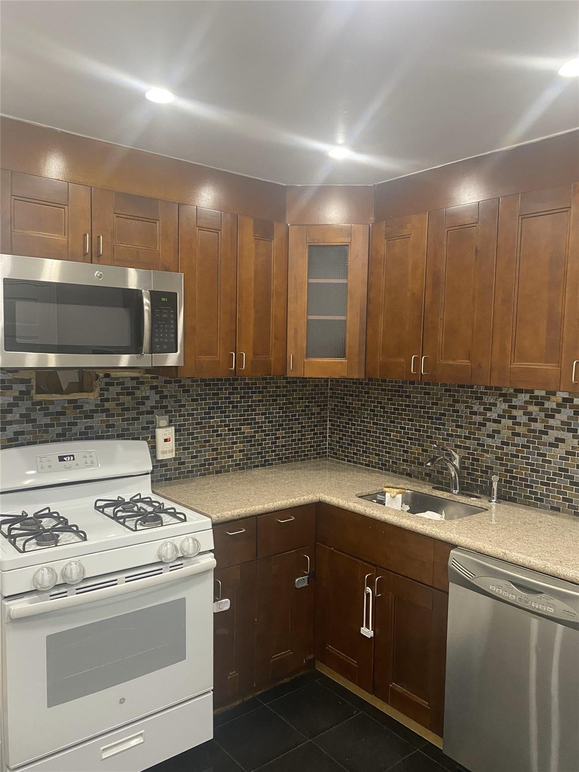 Single Family Wyona  Brooklyn, NY 11207, MLS-878576-7