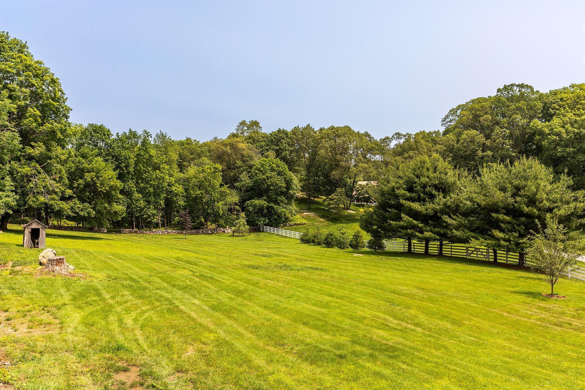 Single Family Mt Holly  Westchester County, NY 10536, MLS-878608-7