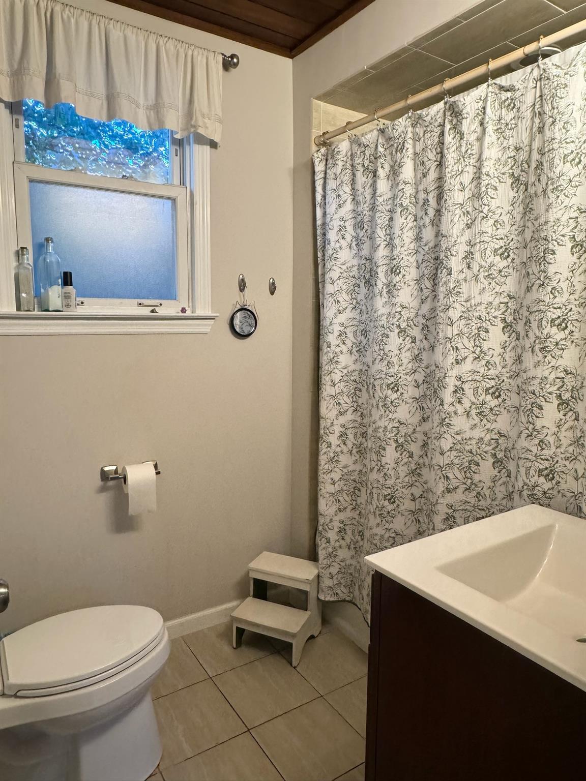 Single Family King  Bronx, NY 10464, MLS-878613-8