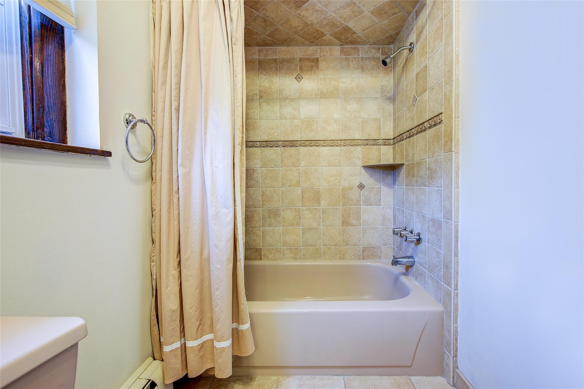 Single Family 15th  Queens, NY 11357, MLS-878643-33