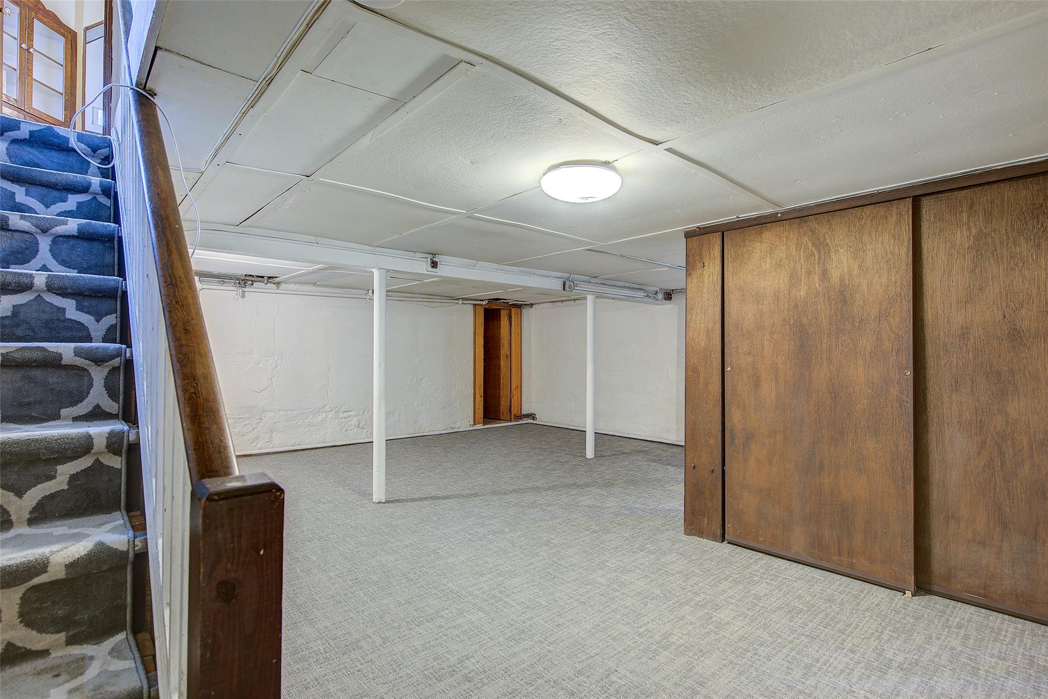 Single Family 15th  Queens, NY 11357, MLS-878643-35