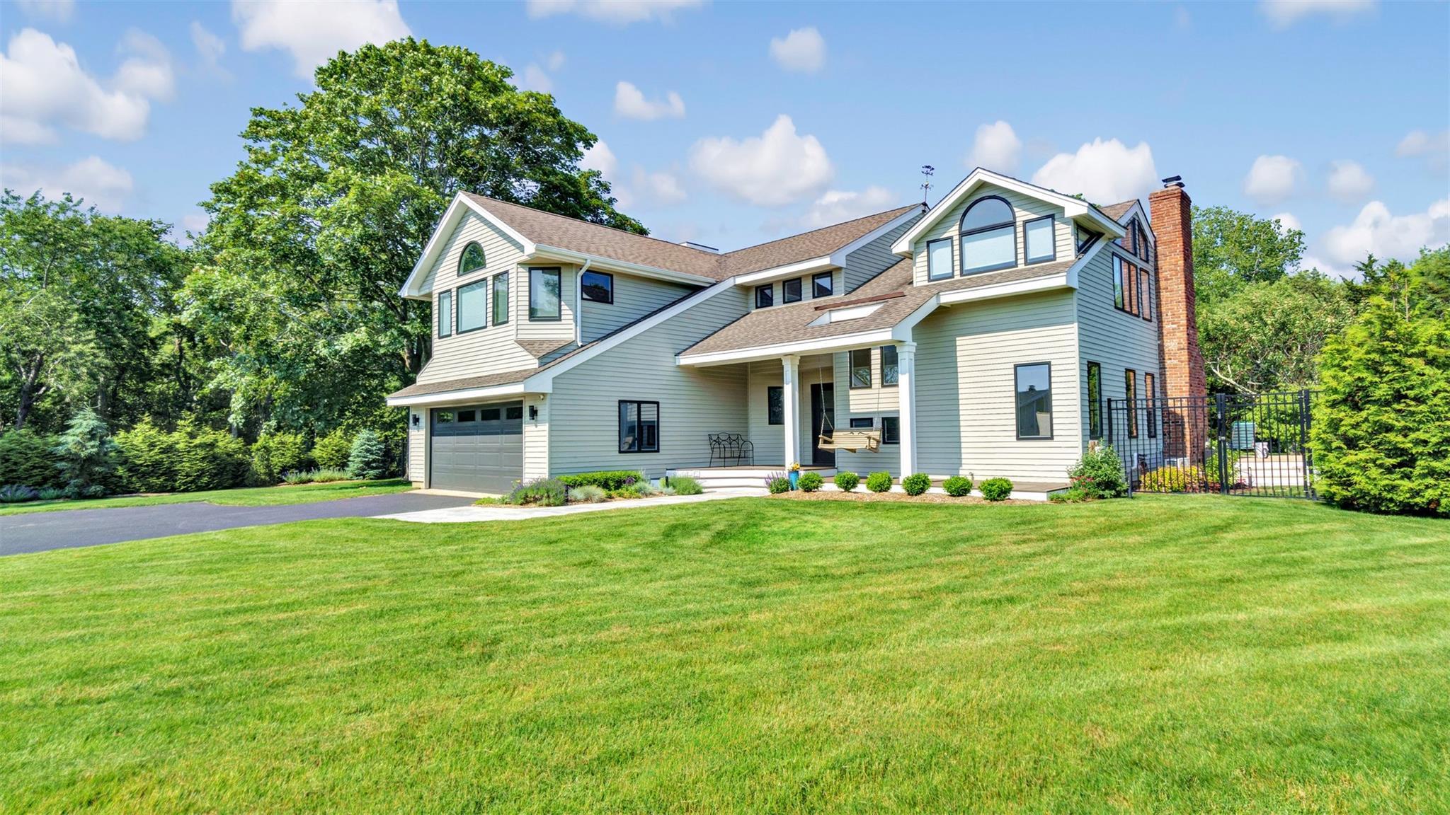 Single Family Windermere  Suffolk County, NY 11946, MLS-878649-10
