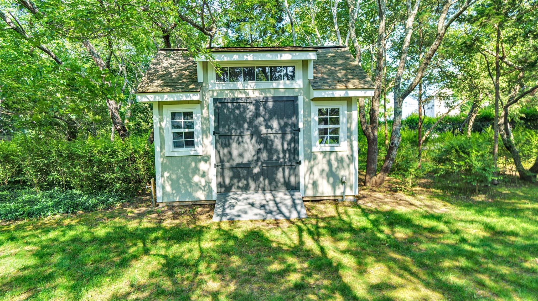 Single Family Windermere  Suffolk County, NY 11946, MLS-878649-39