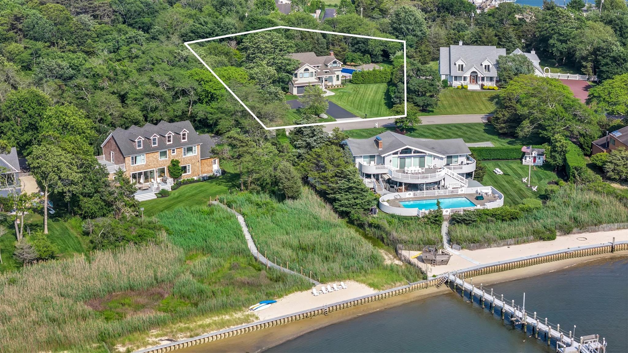 Single Family Windermere  Suffolk County, NY 11946, MLS-878649-8