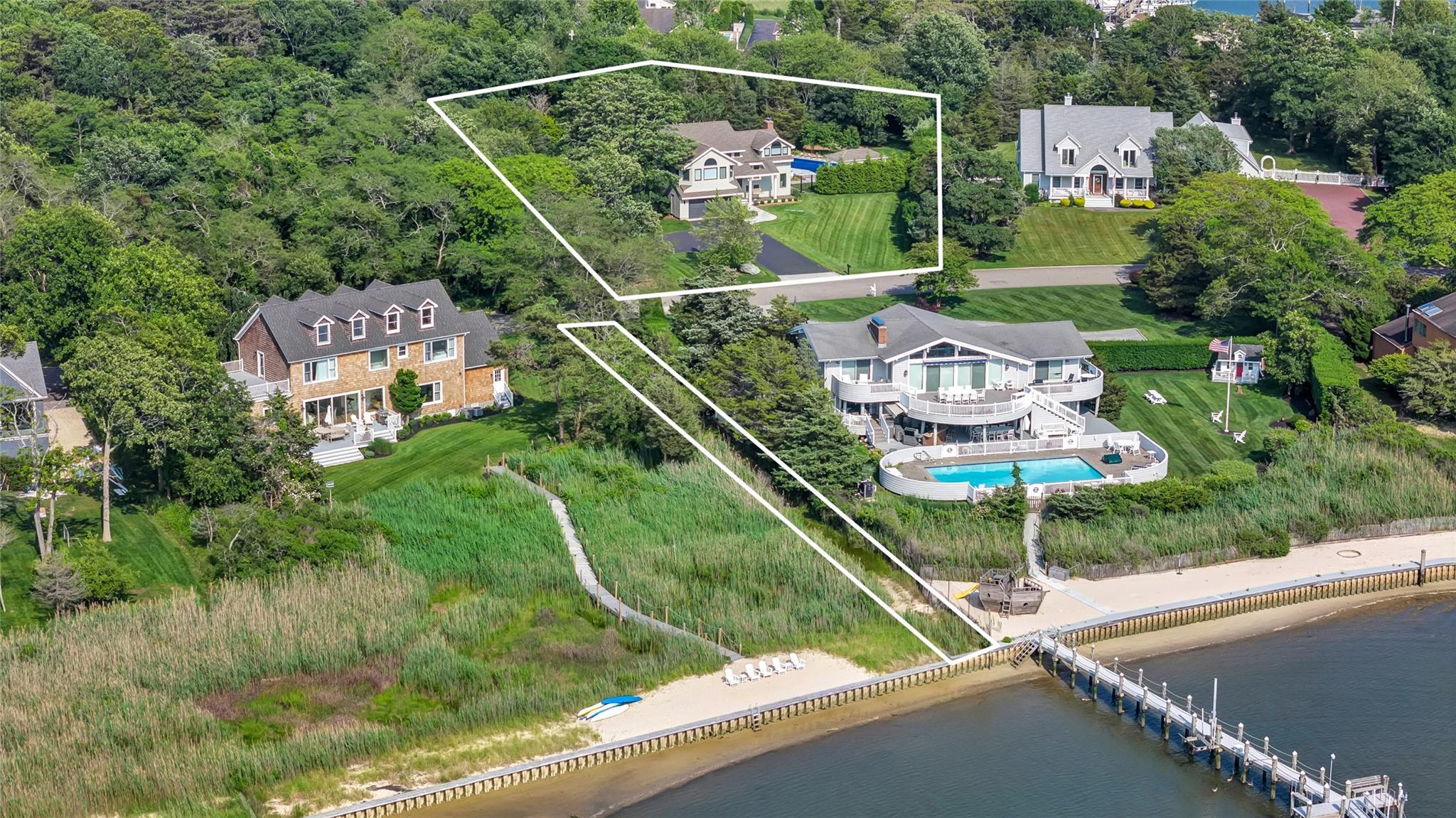 Single Family Windermere  Suffolk County, NY 11946, MLS-878649-9