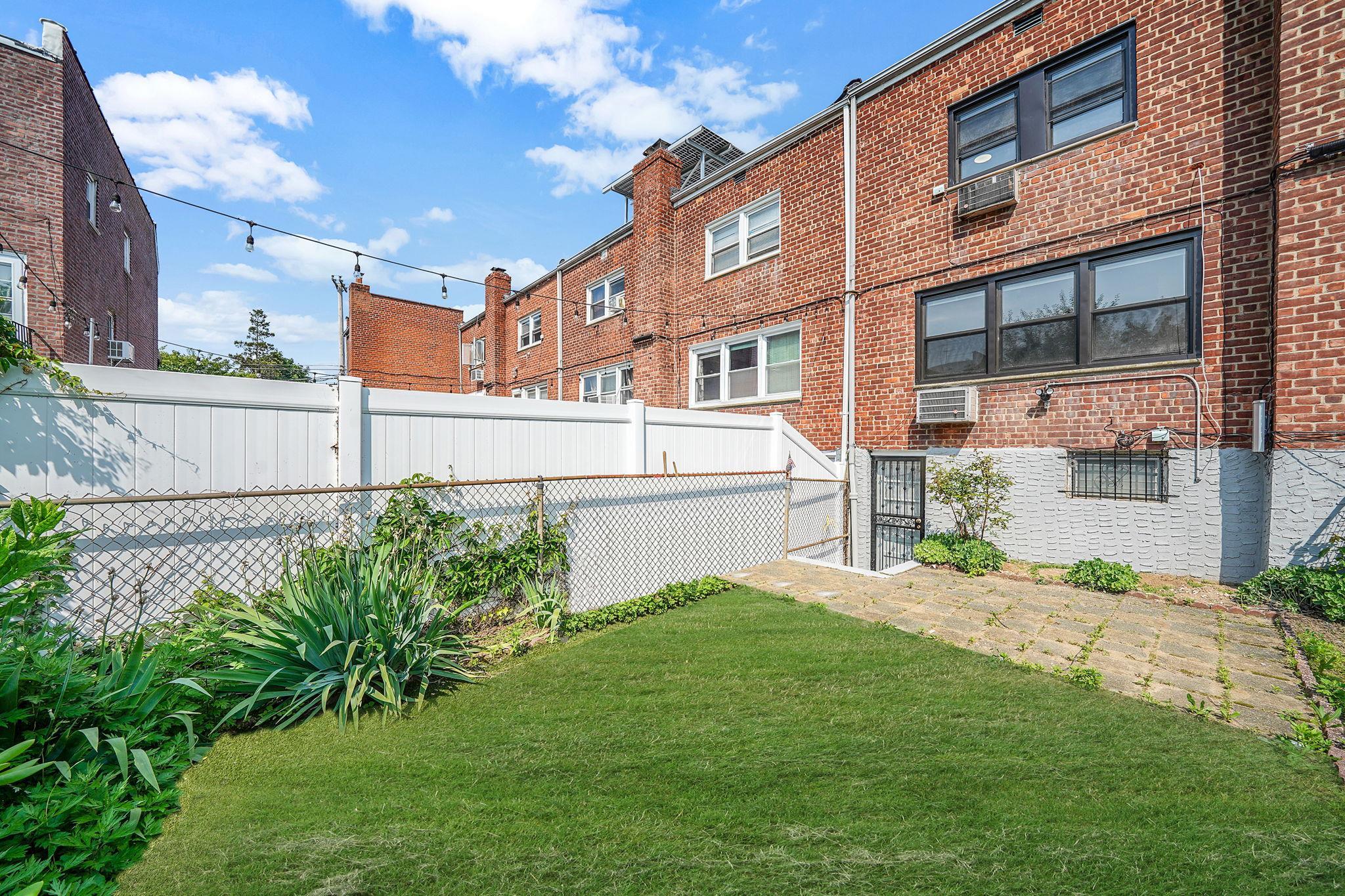 Single Family 233rd  Queens, NY 11411, MLS-878668-5