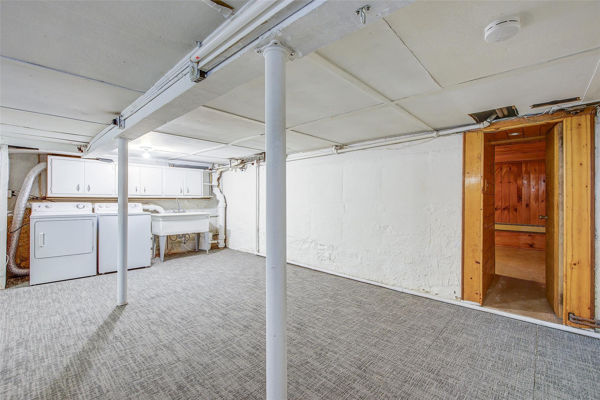 Single Family 15th  Queens, NY 11357, MLS-878675-41