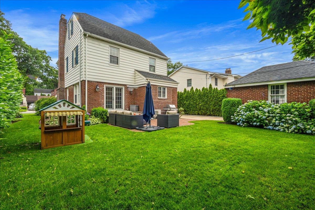 Single Family Brixton  Nassau County, NY 11530, MLS-878683-25