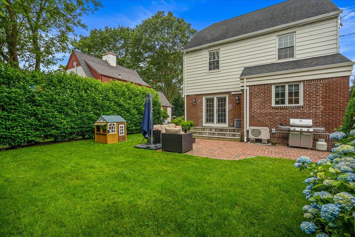 Single Family Brixton  Nassau County, NY 11530, MLS-878683-26