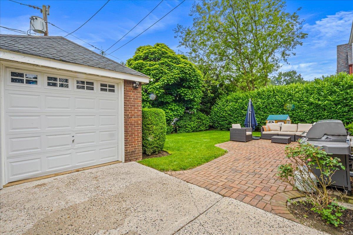 Single Family Brixton  Nassau County, NY 11530, MLS-878683-27