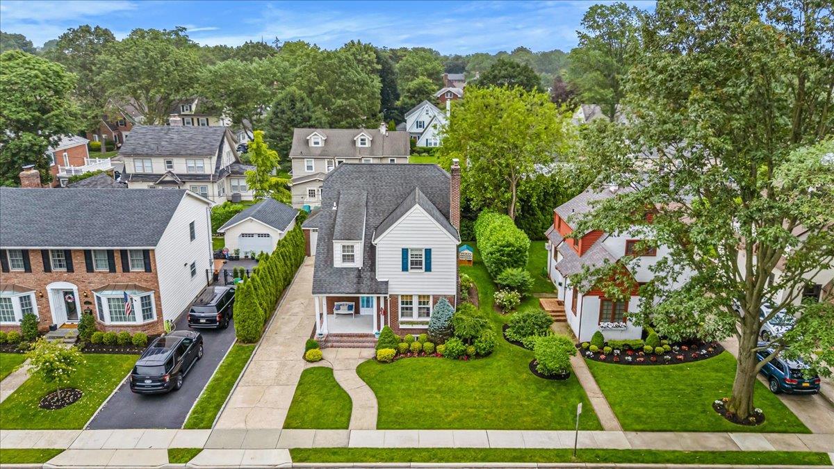Single Family Brixton  Nassau County, NY 11530, MLS-878683-28