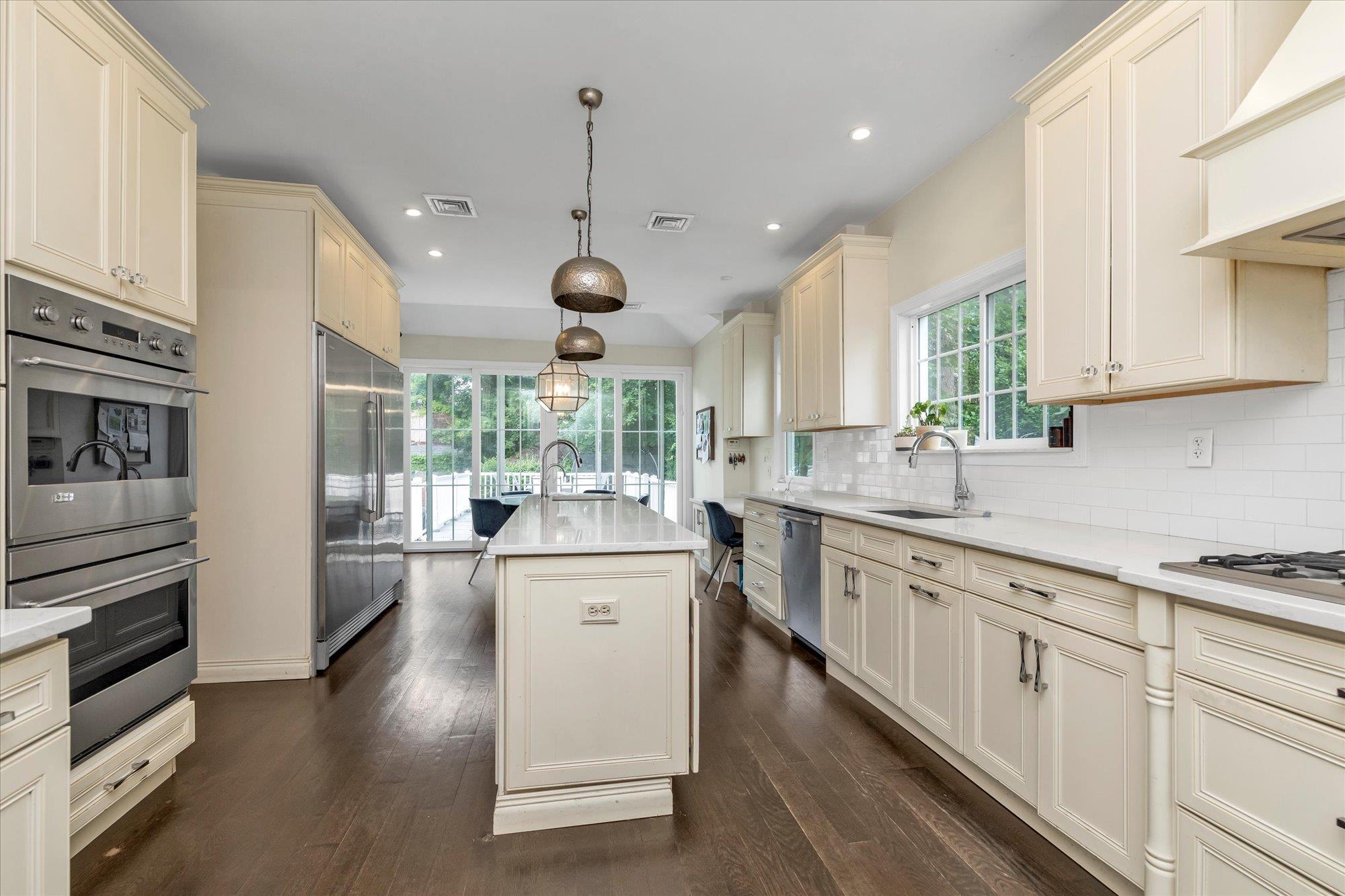 Single Family Summit  Nassau County, NY 11516, MLS-878696-9