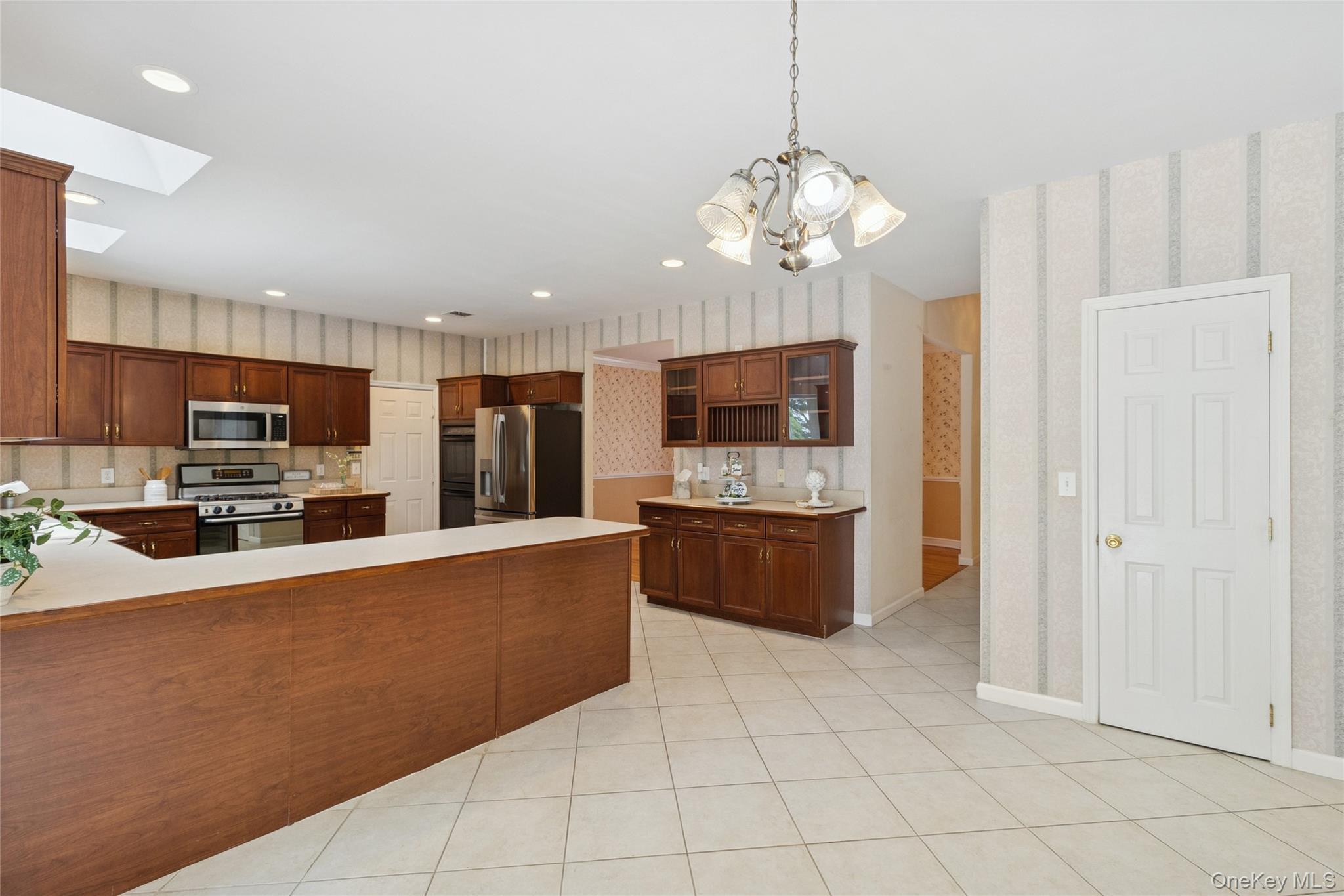 Single Family Heidi  Suffolk County, NY 11766, MLS-878709-16