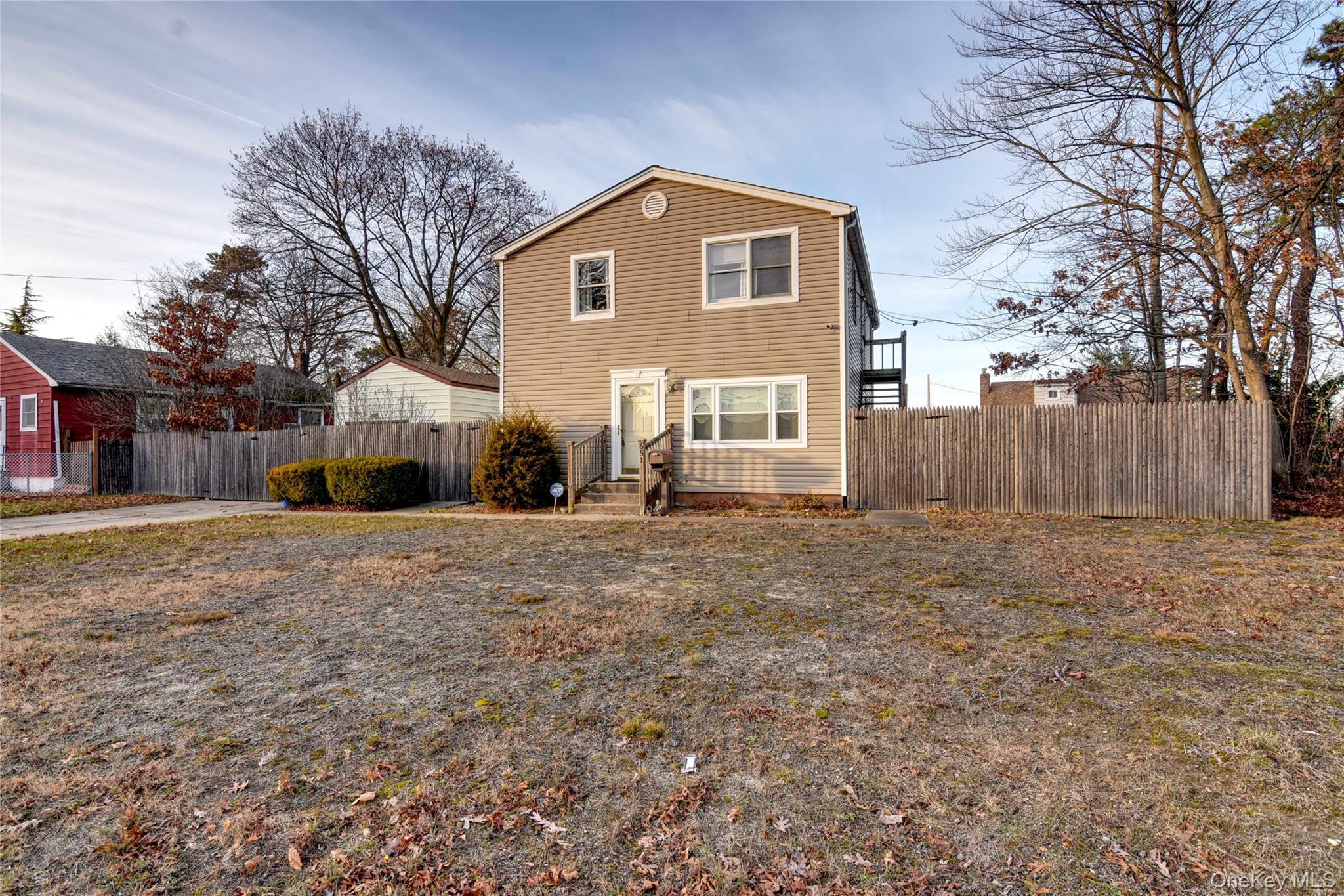 Single Family Windmill  Suffolk County, NY 11703, MLS-878739-2