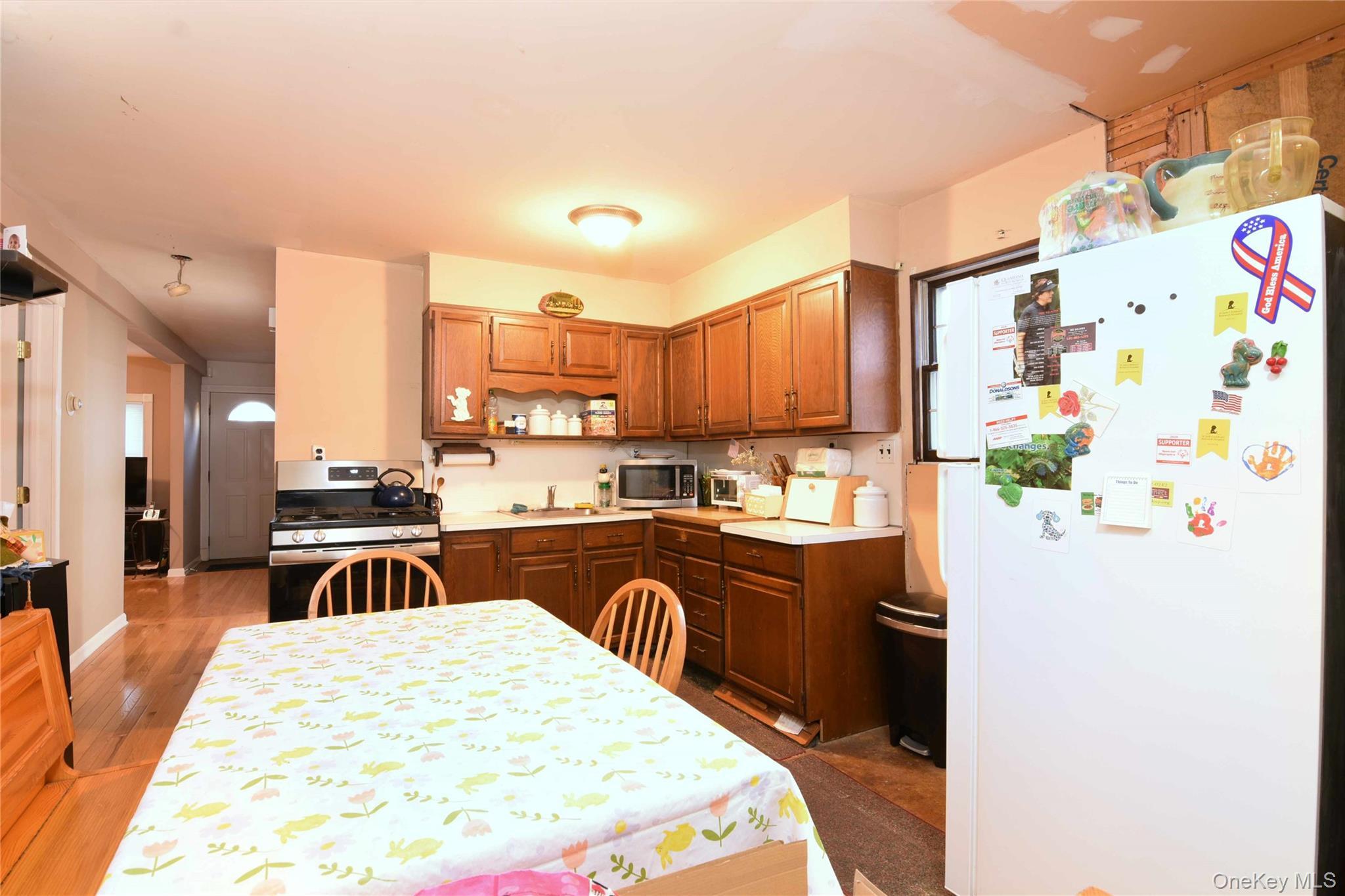 Single Family Windmill  Suffolk County, NY 11703, MLS-878739-7