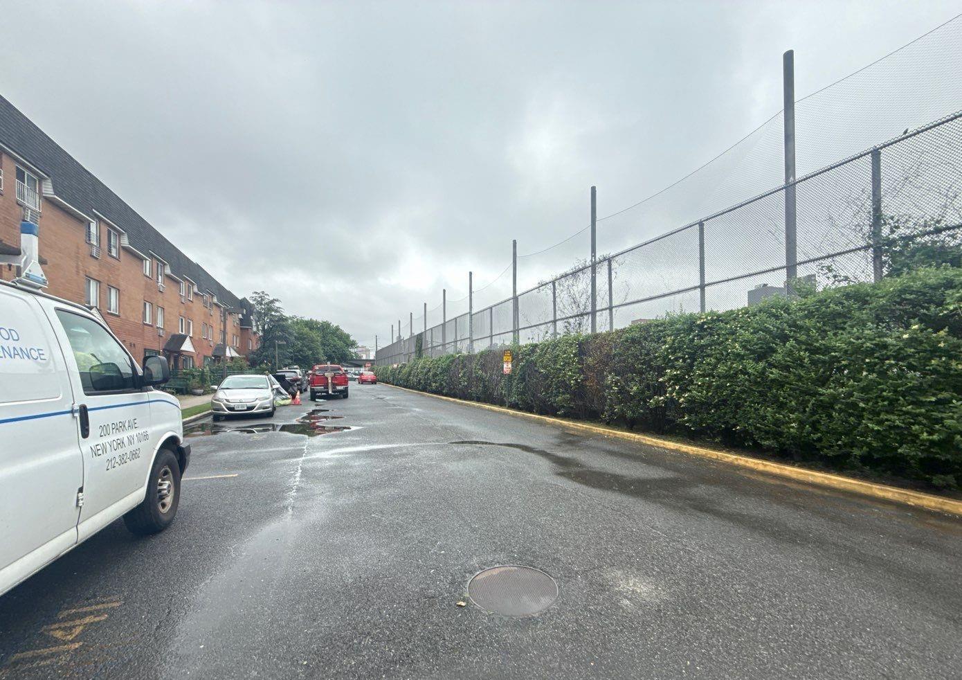 Single Family 33rd  Queens, NY 11106, MLS-878744-3
