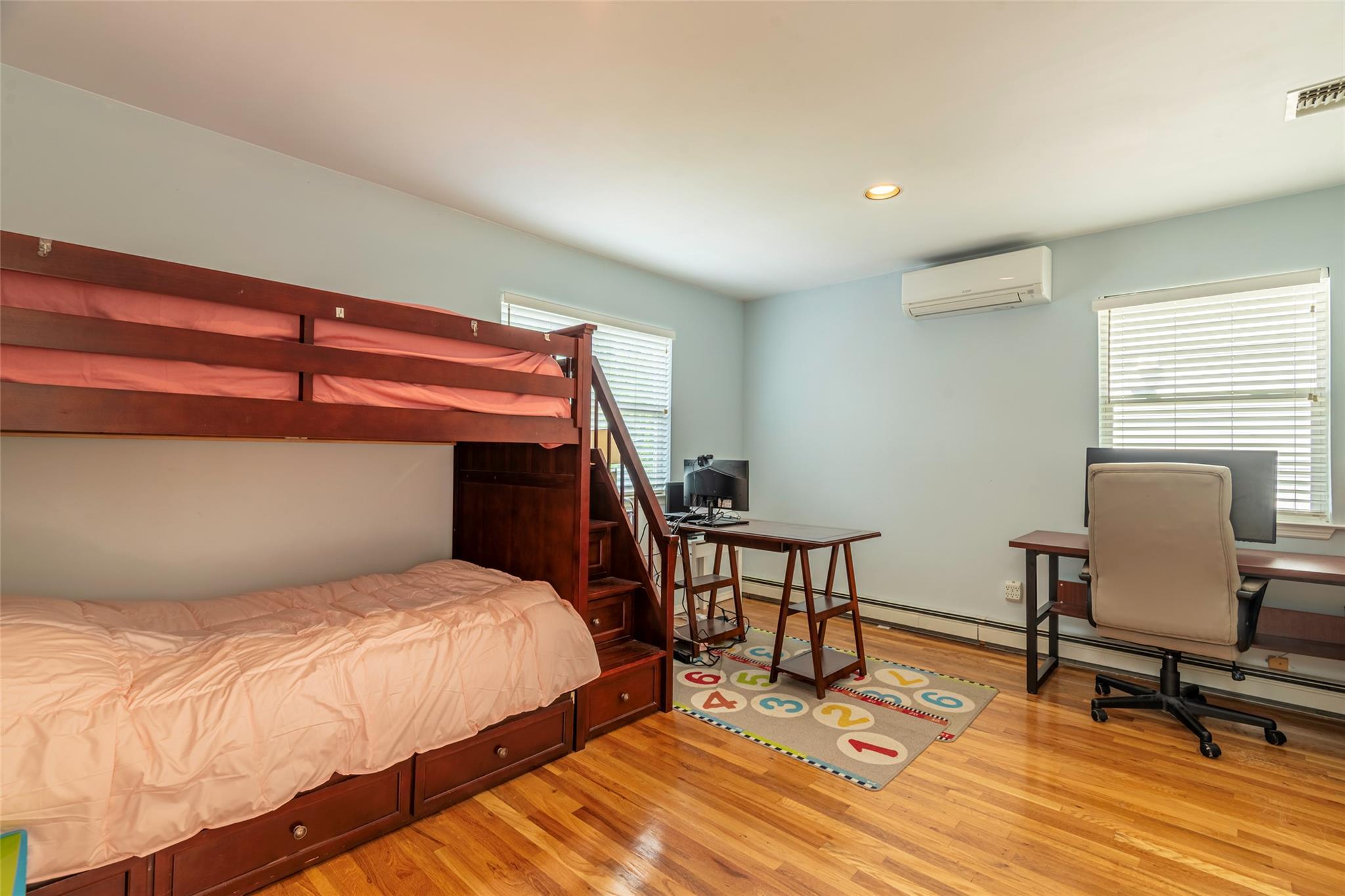 Single Family Vista Hill  Nassau County, NY 11021, MLS-878753-19