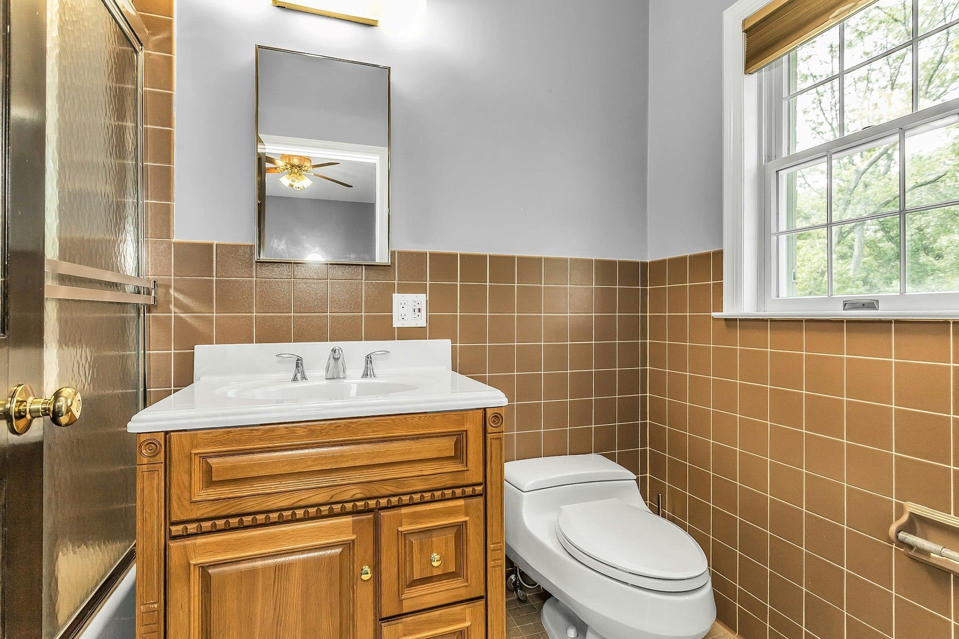 Single Family Orient  Suffolk County, NY 11768, MLS-878760-39