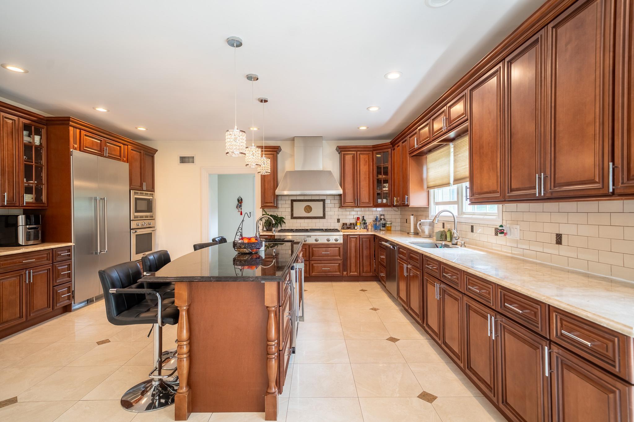 Single Family Burke  Nassau County, NY 11753, MLS-878785-17