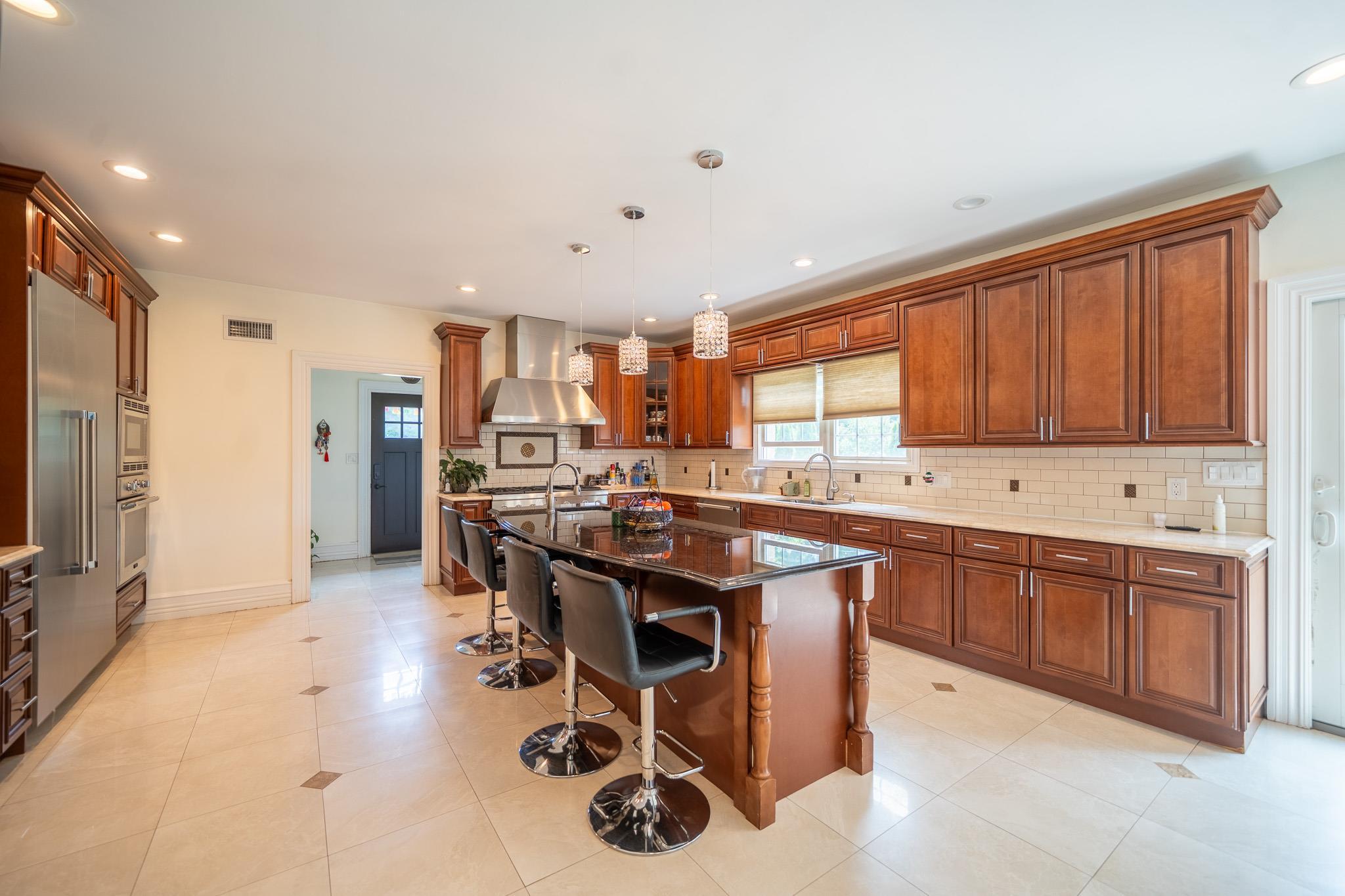 Single Family Burke  Nassau County, NY 11753, MLS-878785-19
